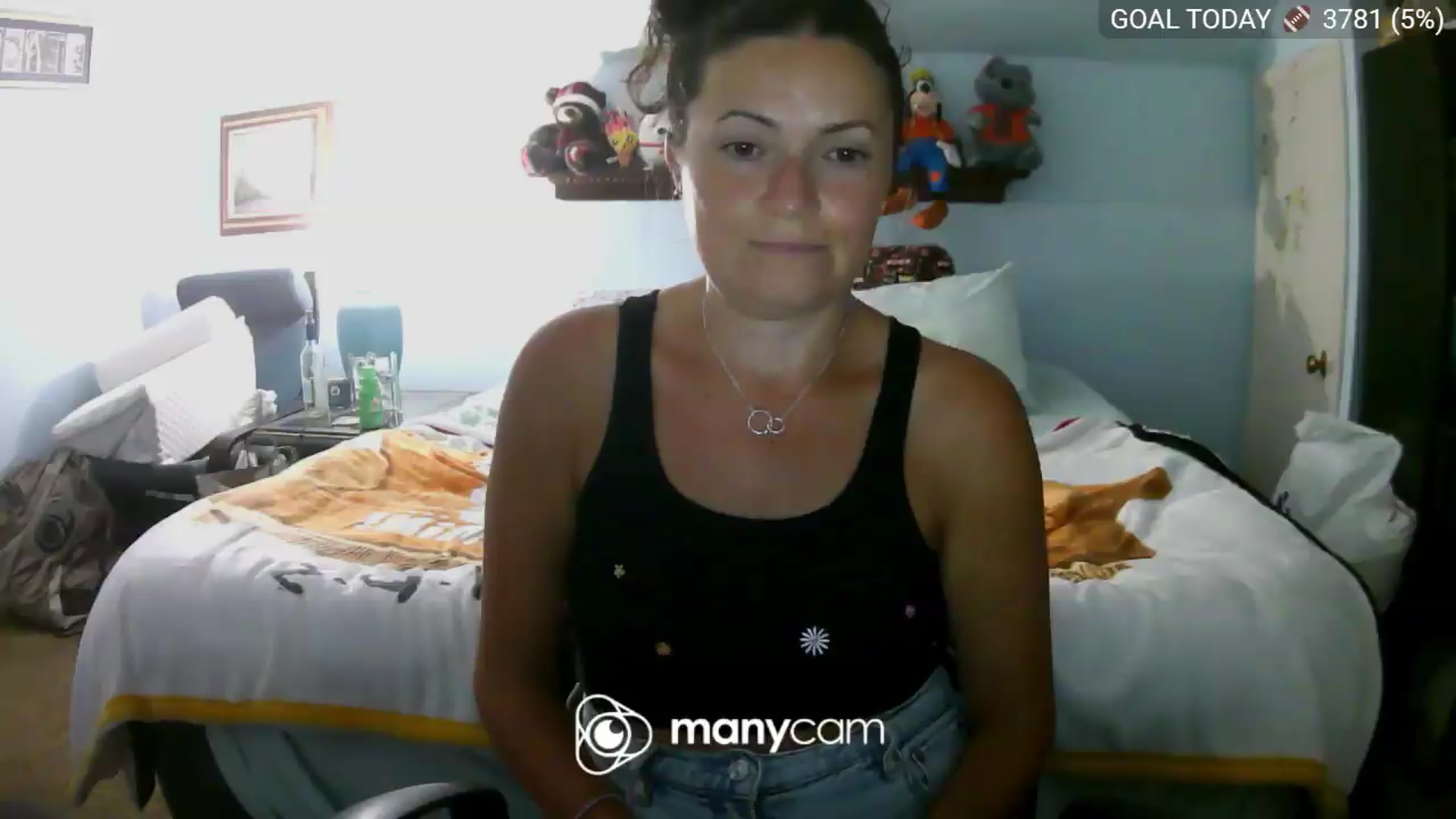 Gallery image thumbnail from BelllaRina's myfreecams stream on, 09/11/2026, 01:27 image 15 of 20