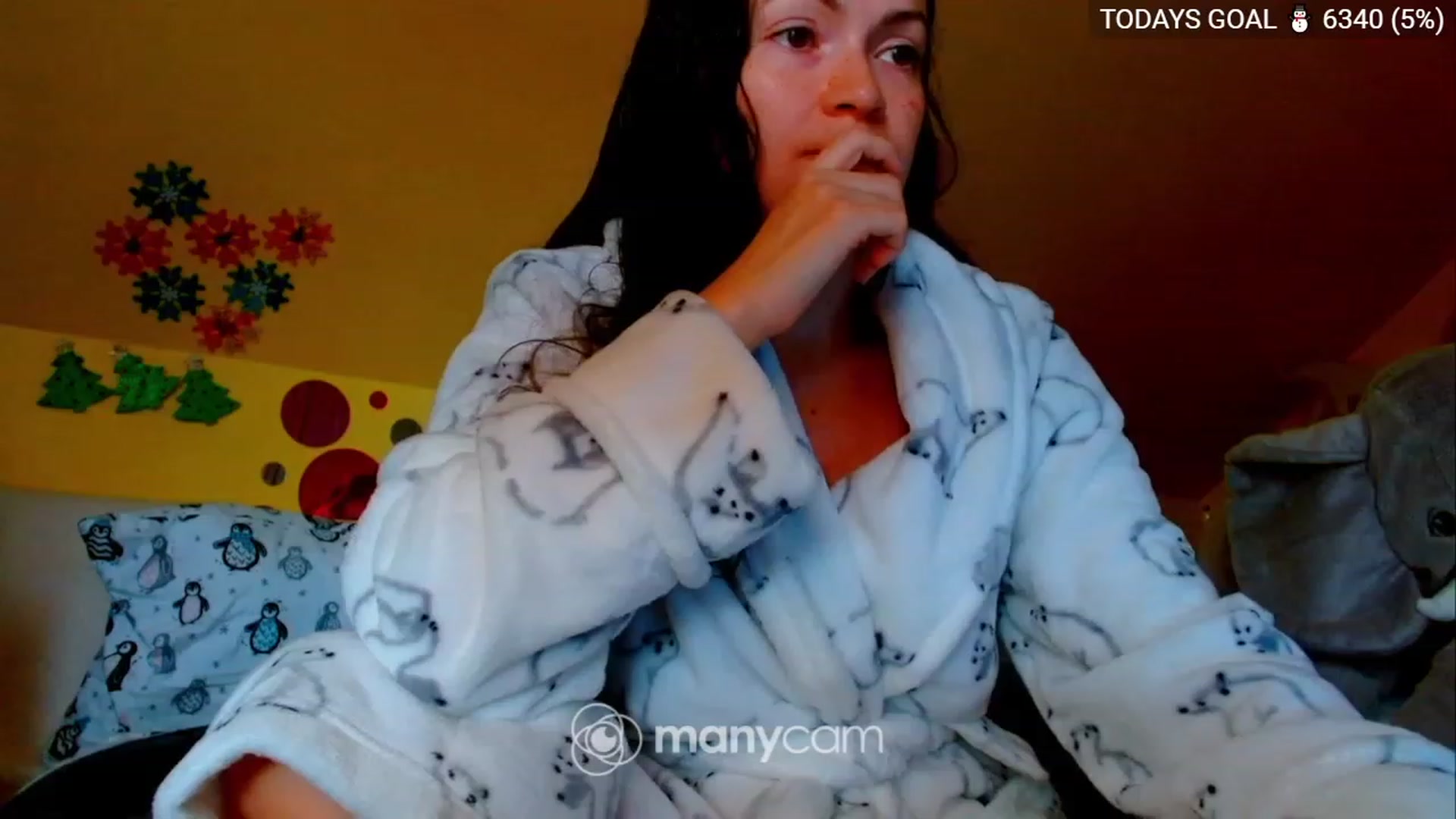 Gallery image thumbnail from BelllllaRina's myfreecams stream on, 01/06/2023, 20:00 image 14 of 20