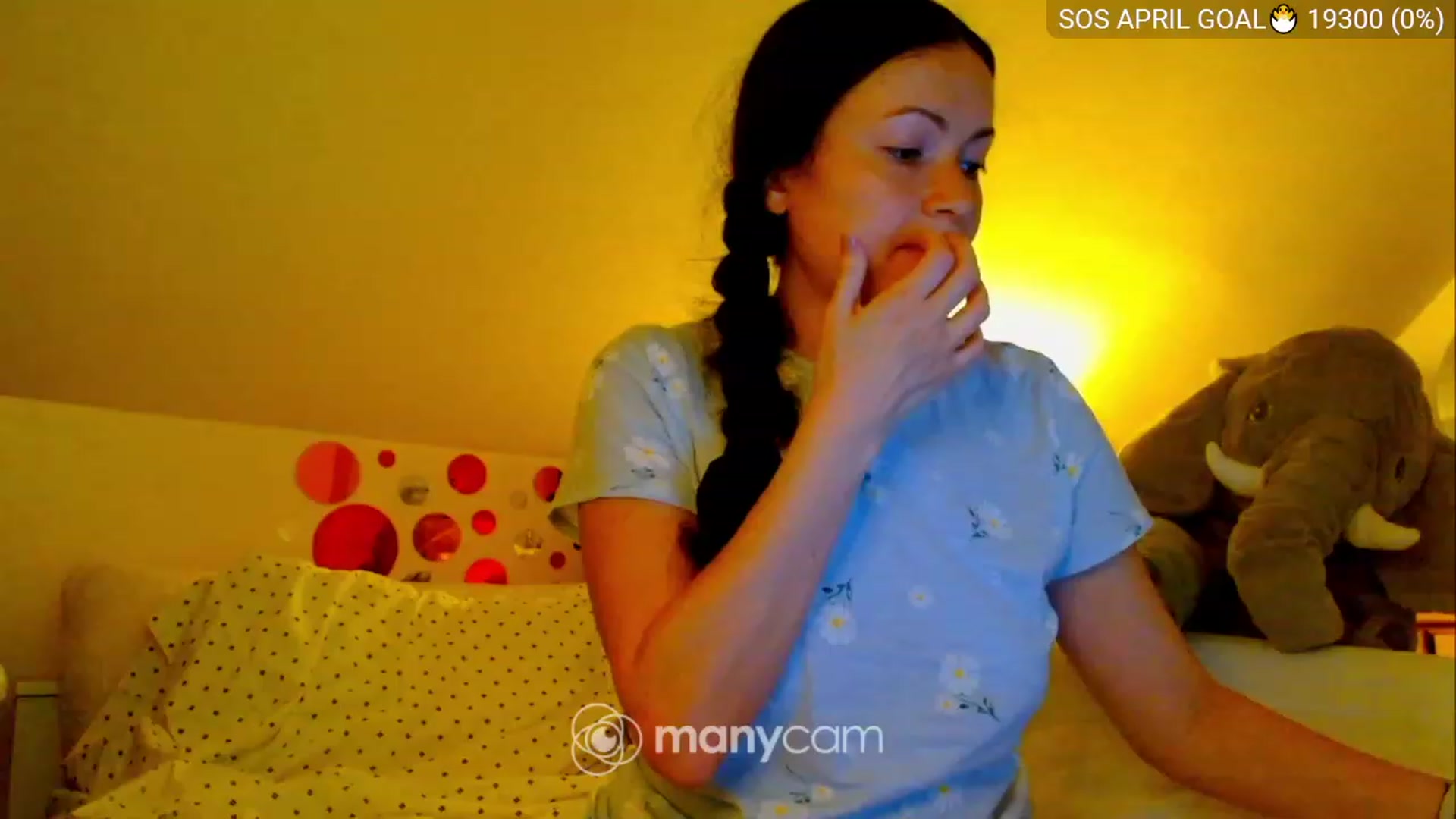 Gallery image thumbnail from BelllllaRina's myfreecams stream on, 04/17/2023, 02:24 image 4 of 20