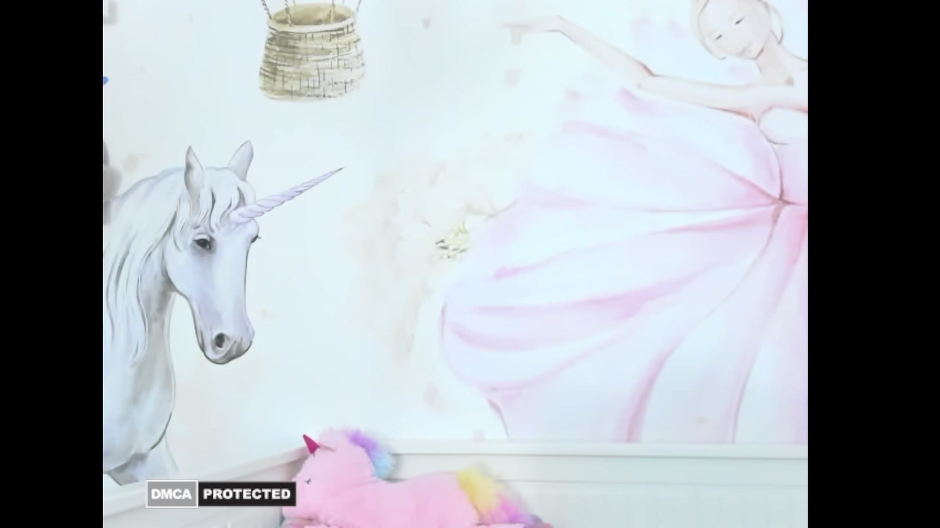 Gallery image thumbnail from BelovedKhlloe's myfreecams stream on, 12/06/2022, 18:13 image 5 of 20