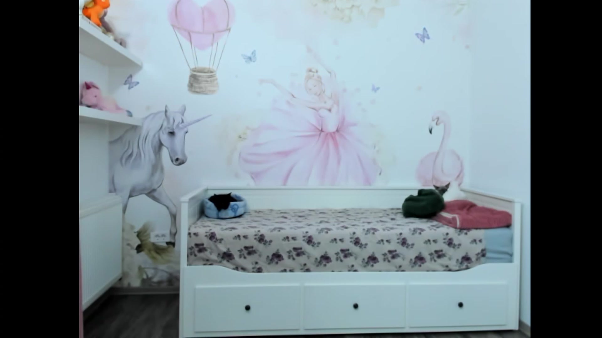 Gallery image thumbnail from BelovedKhlloe's myfreecams stream on, 01/16/2023, 12:27 image 9 of 20