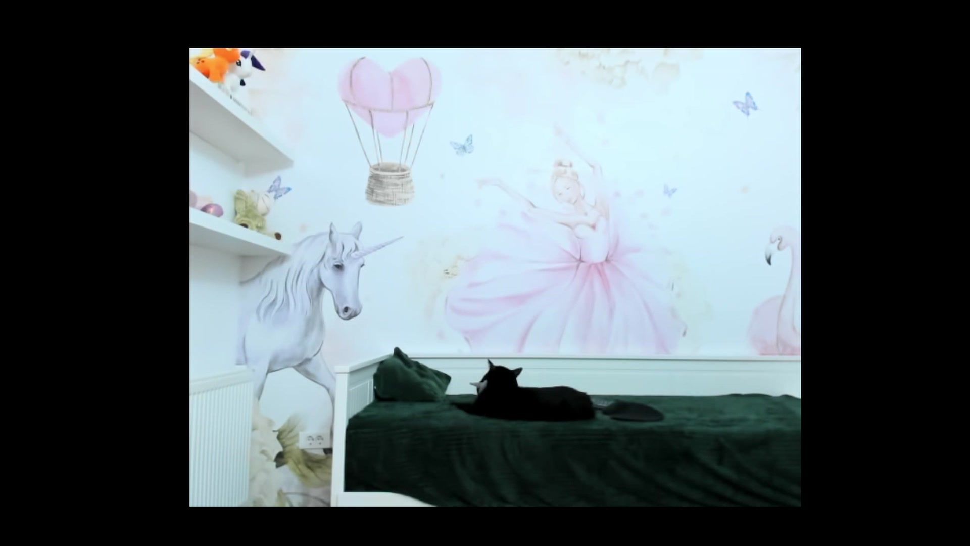 Gallery image thumbnail from BelovedKhlloe's myfreecams stream on, 02/01/2023, 14:03 image 9 of 20