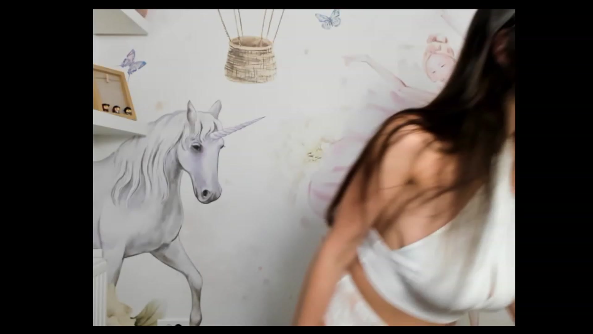 Gallery image thumbnail from BelovedKhlloe's myfreecams stream on, 04/19/2023, 22:50 image 9 of 20