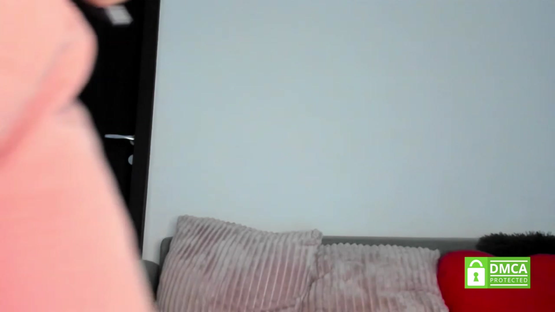 Gallery image thumbnail from BelovedKhlloe's myfreecams stream on, 03/05/2024, 08:54 image 6 of 20