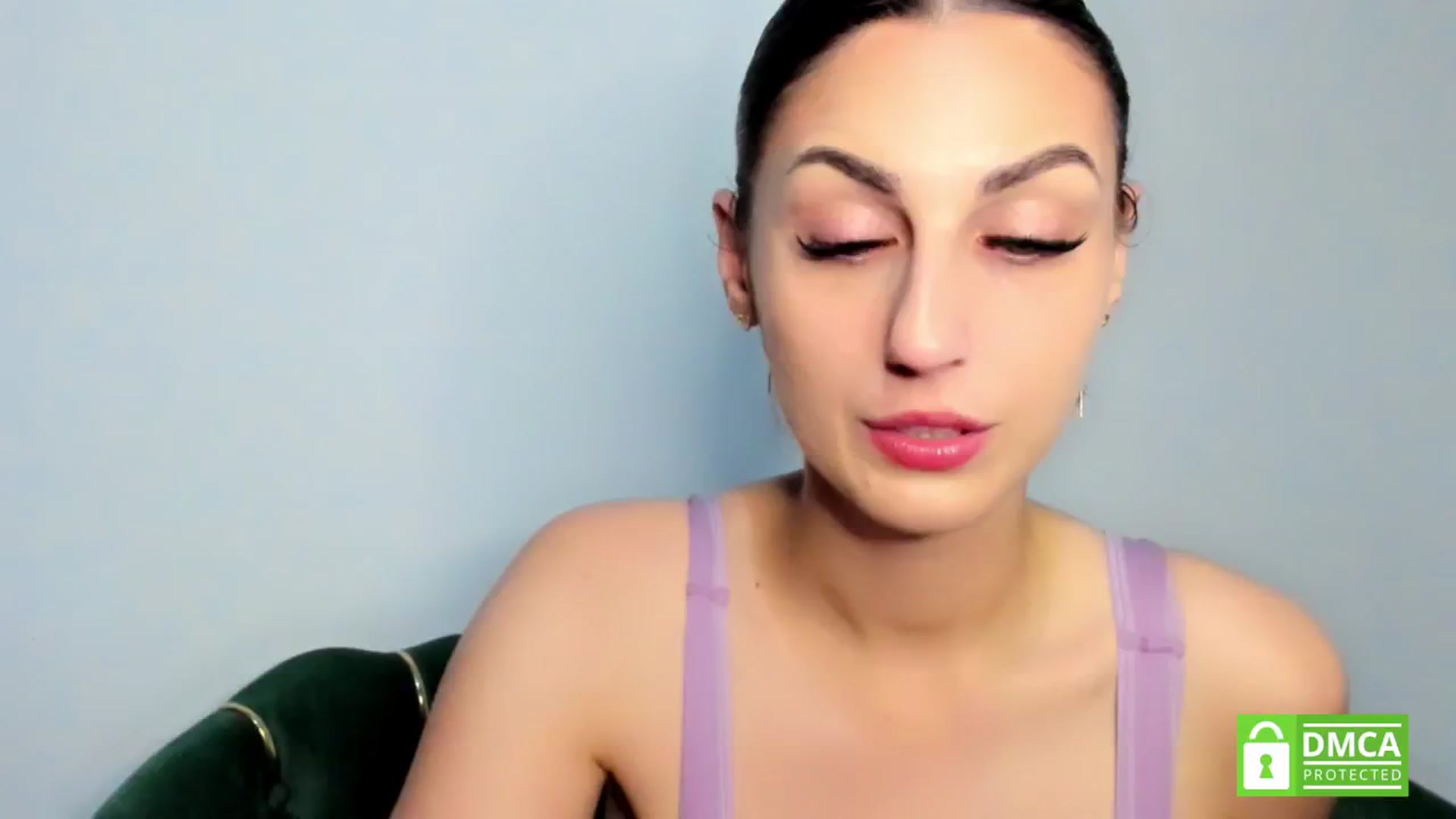 Gallery image thumbnail from BelovedKhlloe's myfreecams stream on, 10/30/2024, 16:39 image 12 of 20