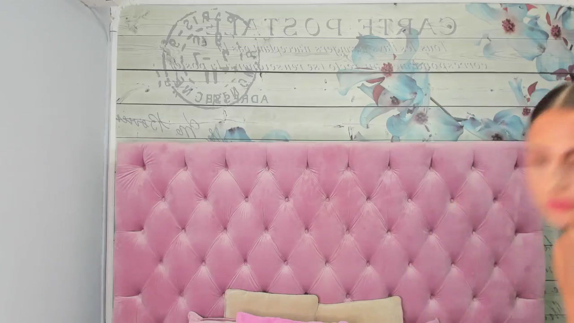 Gallery image thumbnail from BelovedKhlloe's myfreecams stream on, 11/26/2024, 08:41 image 14 of 20