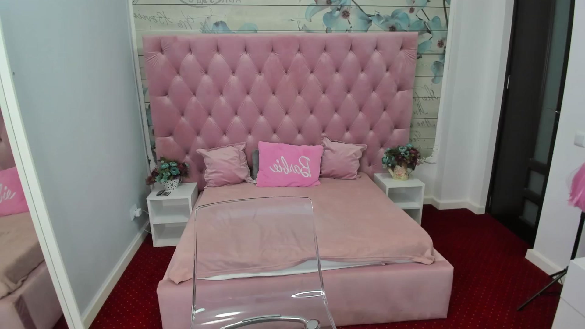 Gallery image thumbnail from BelovedKhlloe's myfreecams stream on, 11/29/2024, 15:17 image 6 of 20
