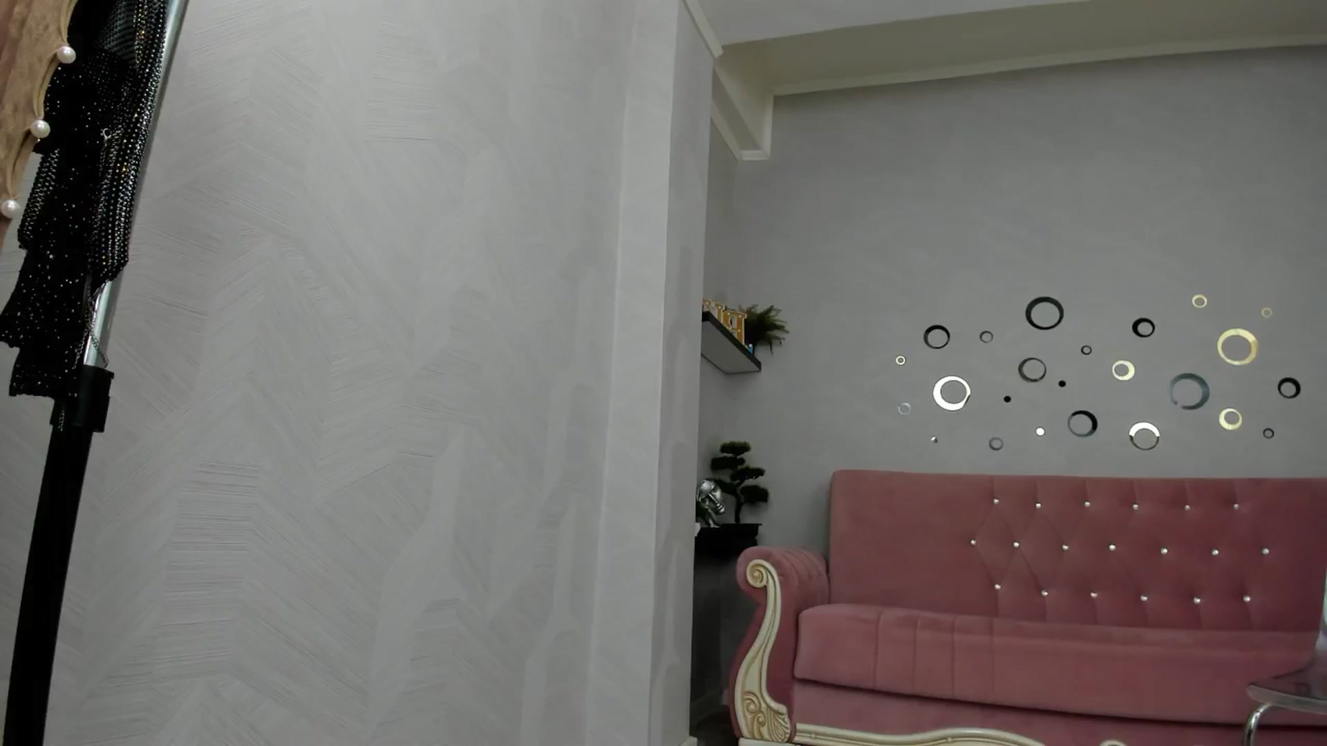 Gallery image thumbnail from BelovedKhlloe's myfreecams stream on, 10/27/2025, 24:27 image 7 of 20