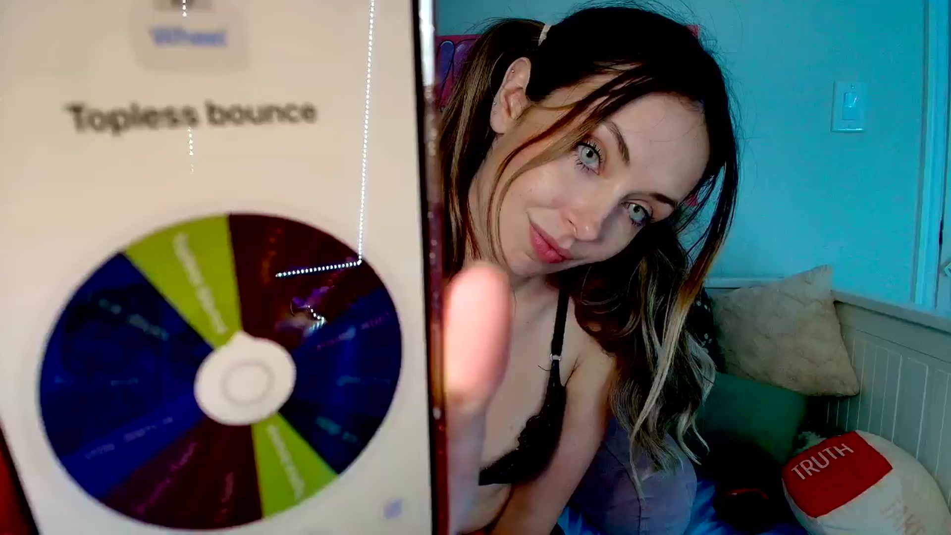 Gallery image thumbnail from Belphoebe's myfreecams stream on, 04/14/2026, 08:13 image 2 of 20
