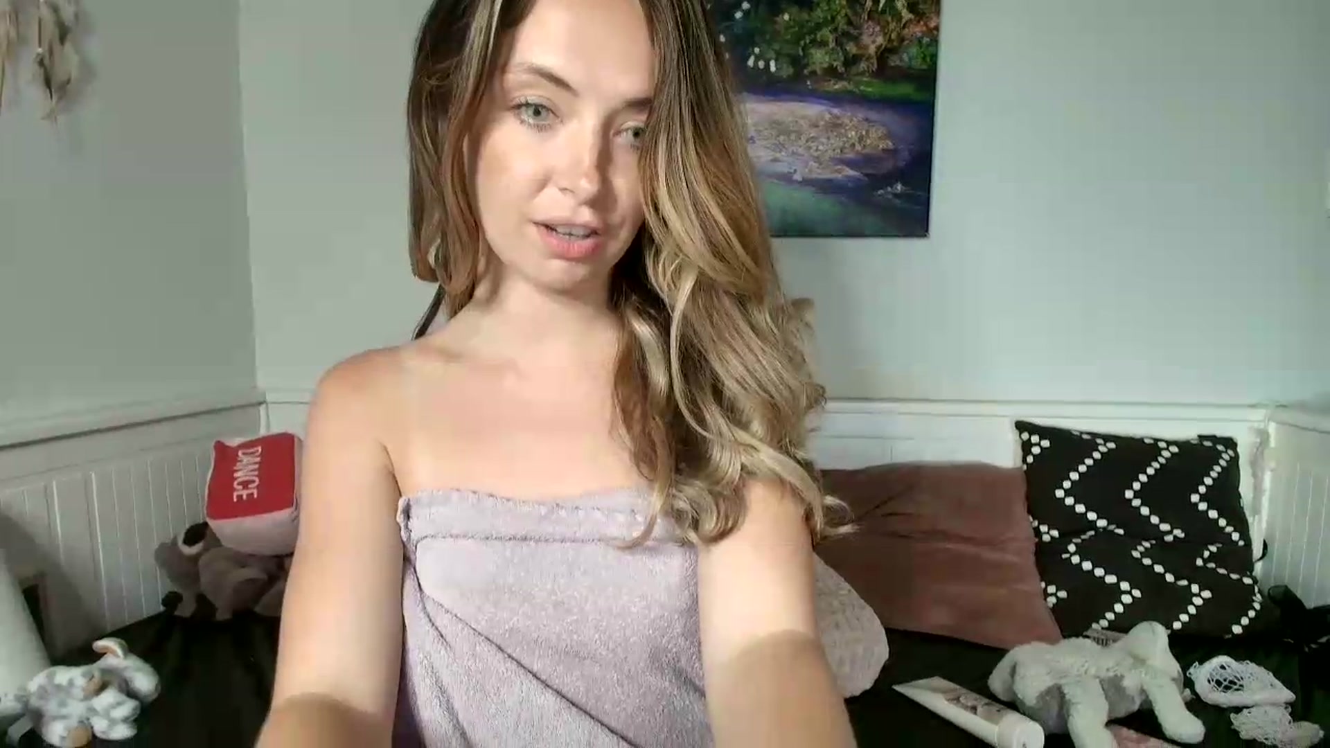 Gallery image thumbnail from Belphoebe's myfreecams stream on, 05/28/2026, 03:27 image 17 of 20