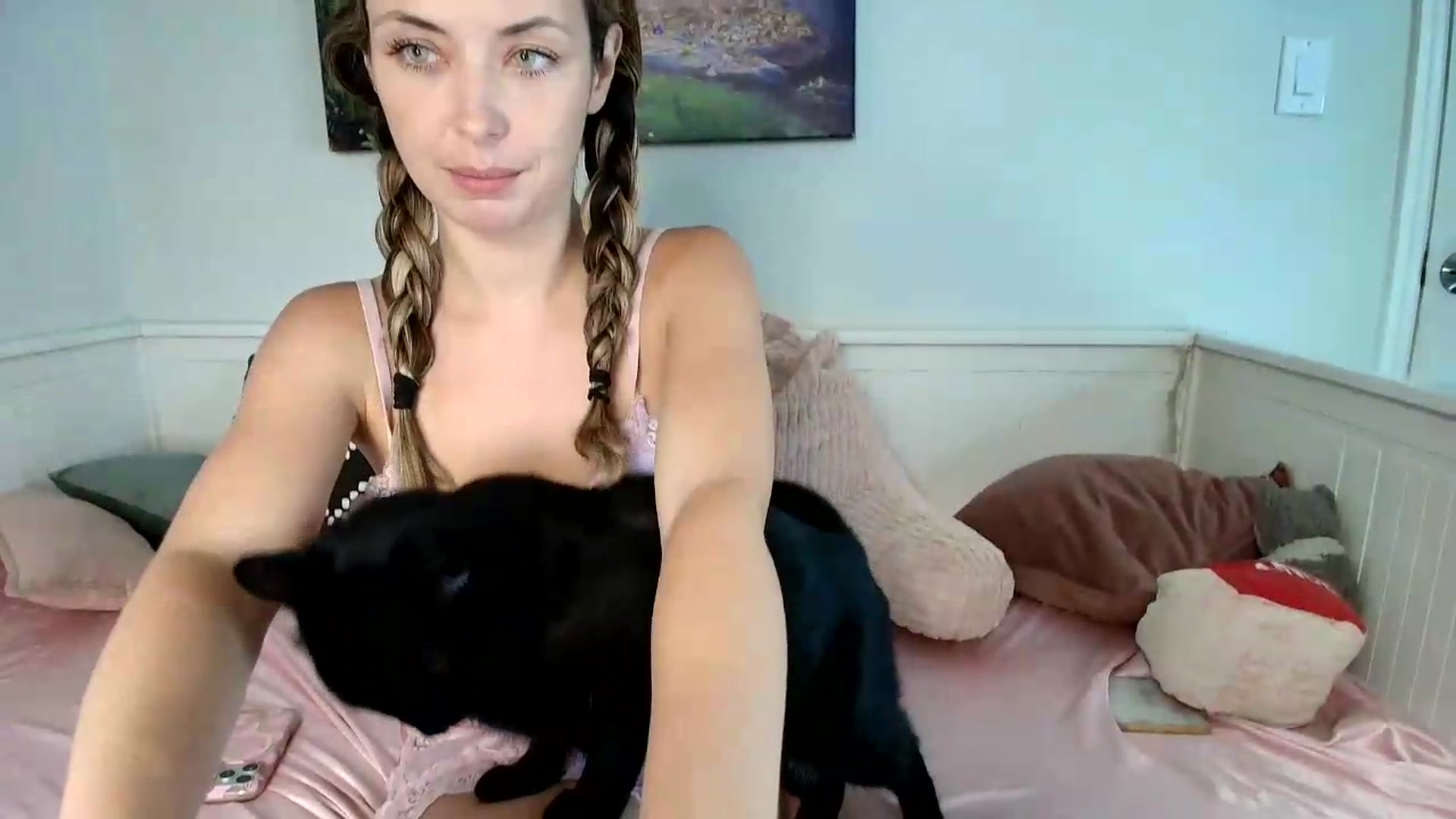 Gallery image thumbnail from Belphoebe's myfreecams stream on, 06/19/2026, 02:51 image 17 of 20