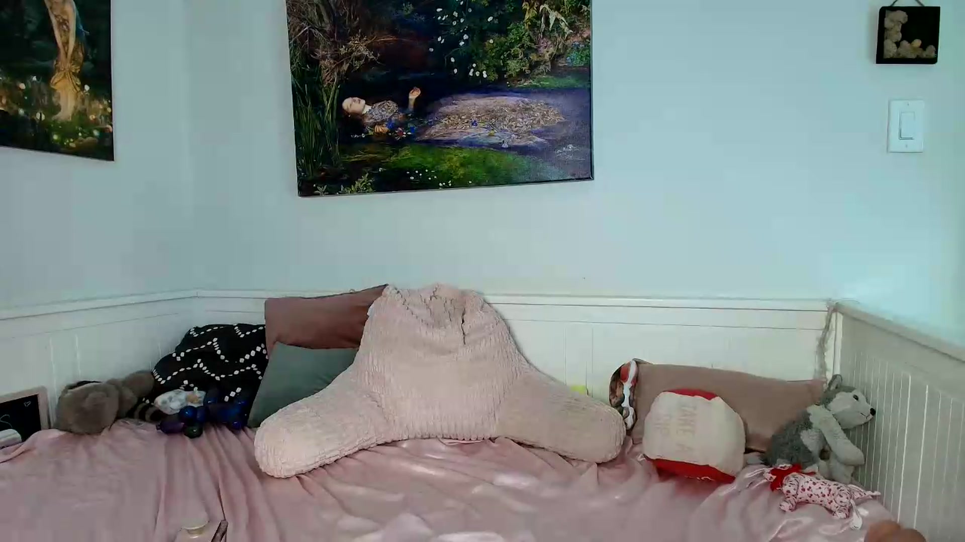 Gallery image thumbnail from Belphoebe's myfreecams stream on, 07/02/2026, 02:11 image 9 of 20