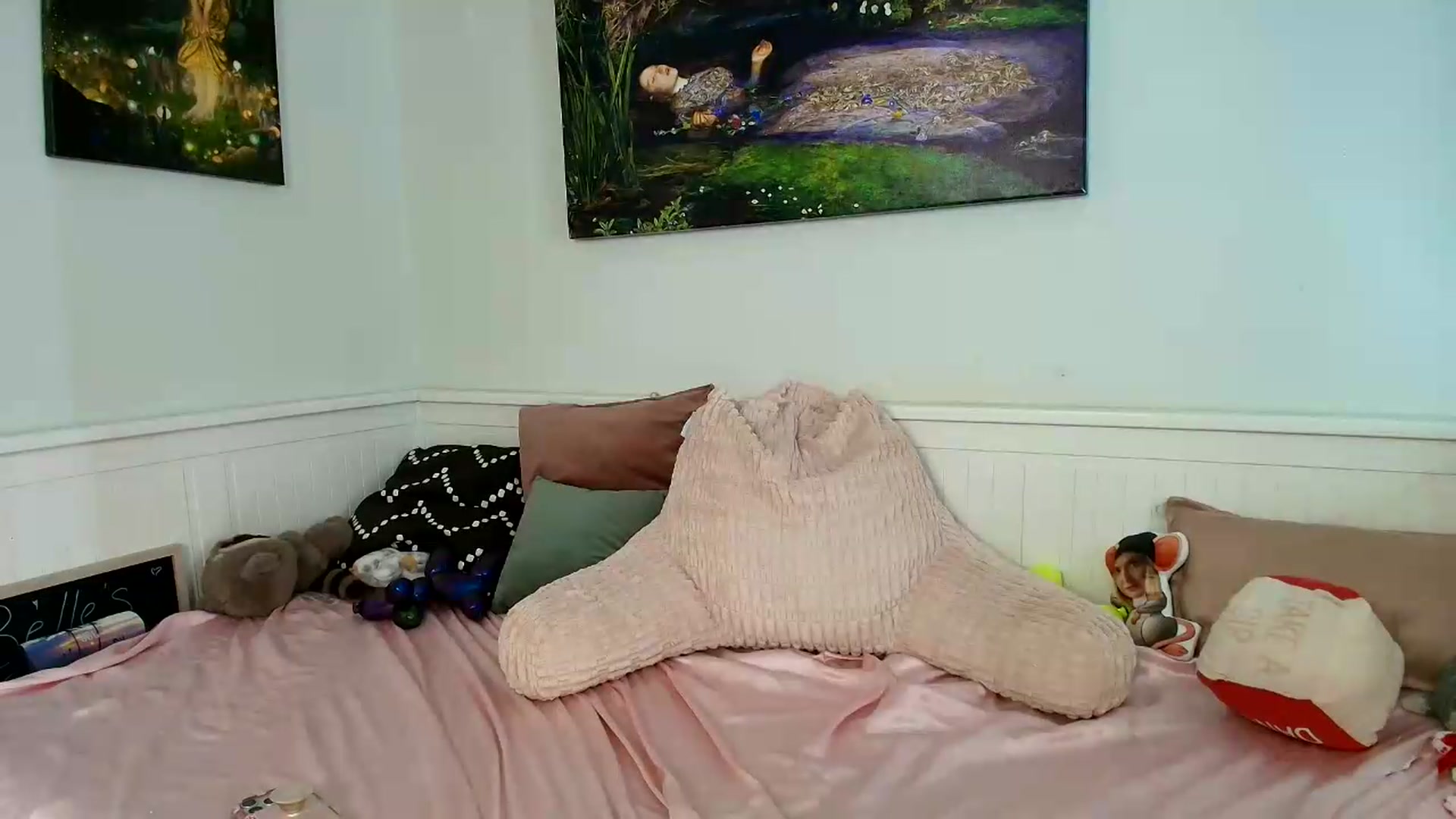 Gallery image thumbnail from Belphoebe's myfreecams stream on, 07/02/2026, 02:11 image 2 of 20