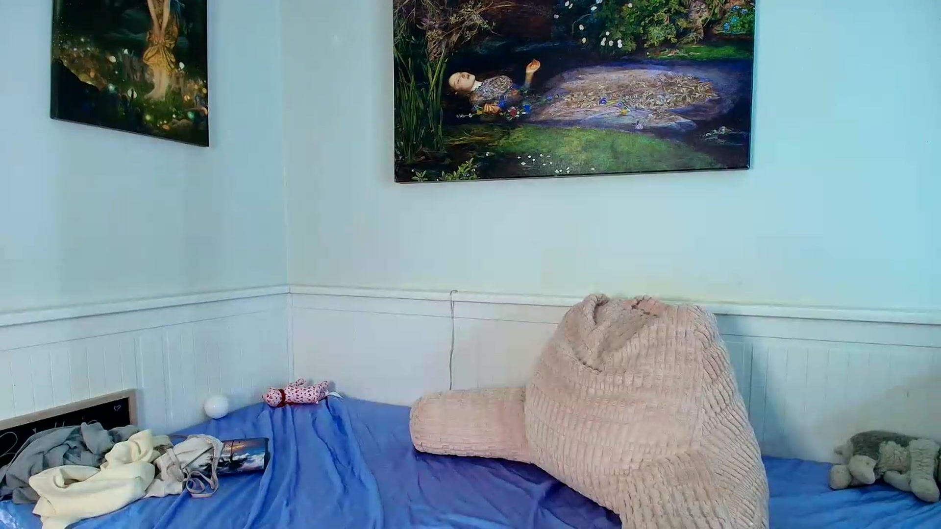 Gallery image thumbnail from Belphoebe's myfreecams stream on, 07/16/2026, 03:09 image 12 of 20