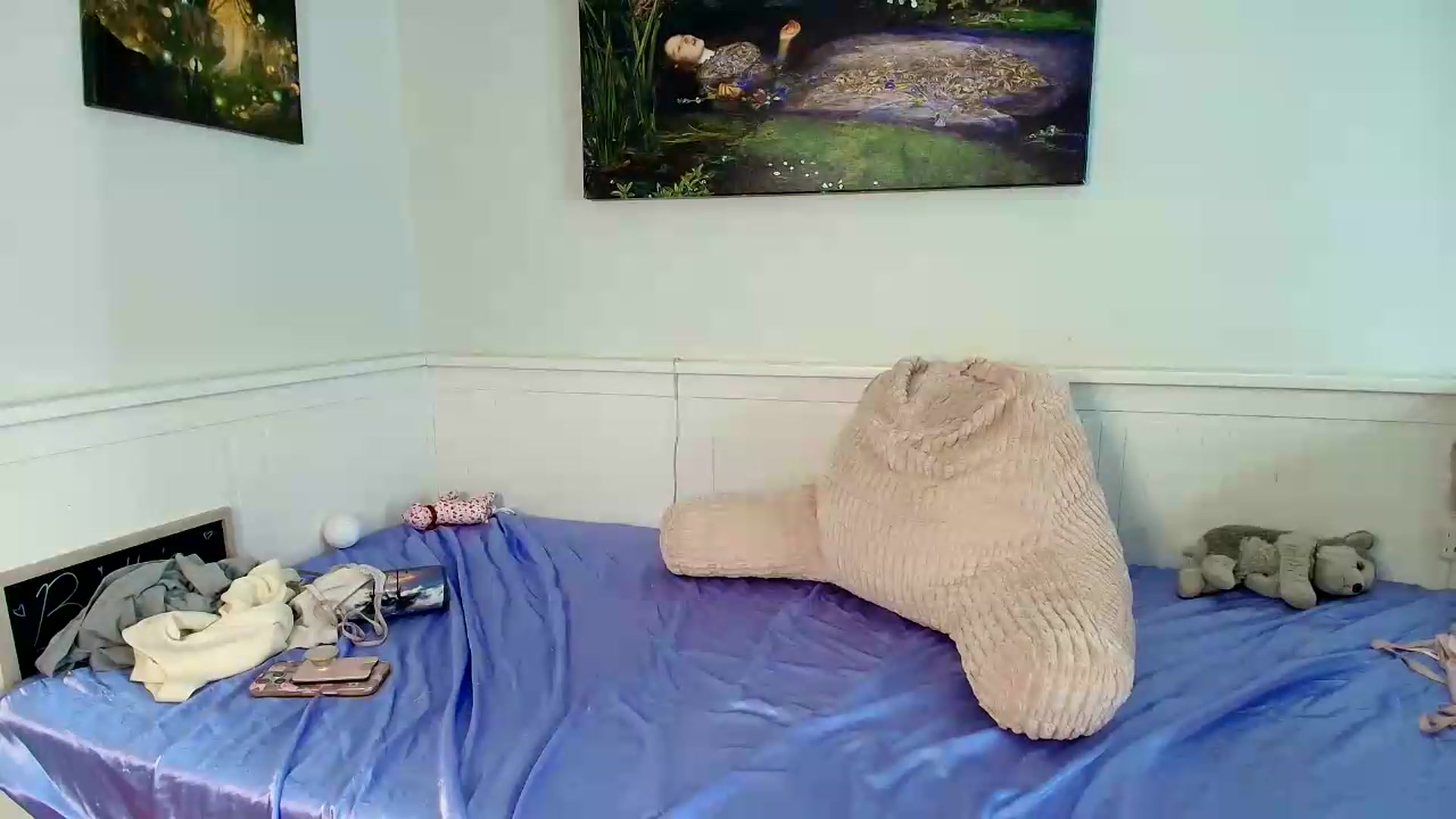 Gallery image thumbnail from Belphoebe's myfreecams stream on, 07/16/2026, 03:09 image 10 of 20