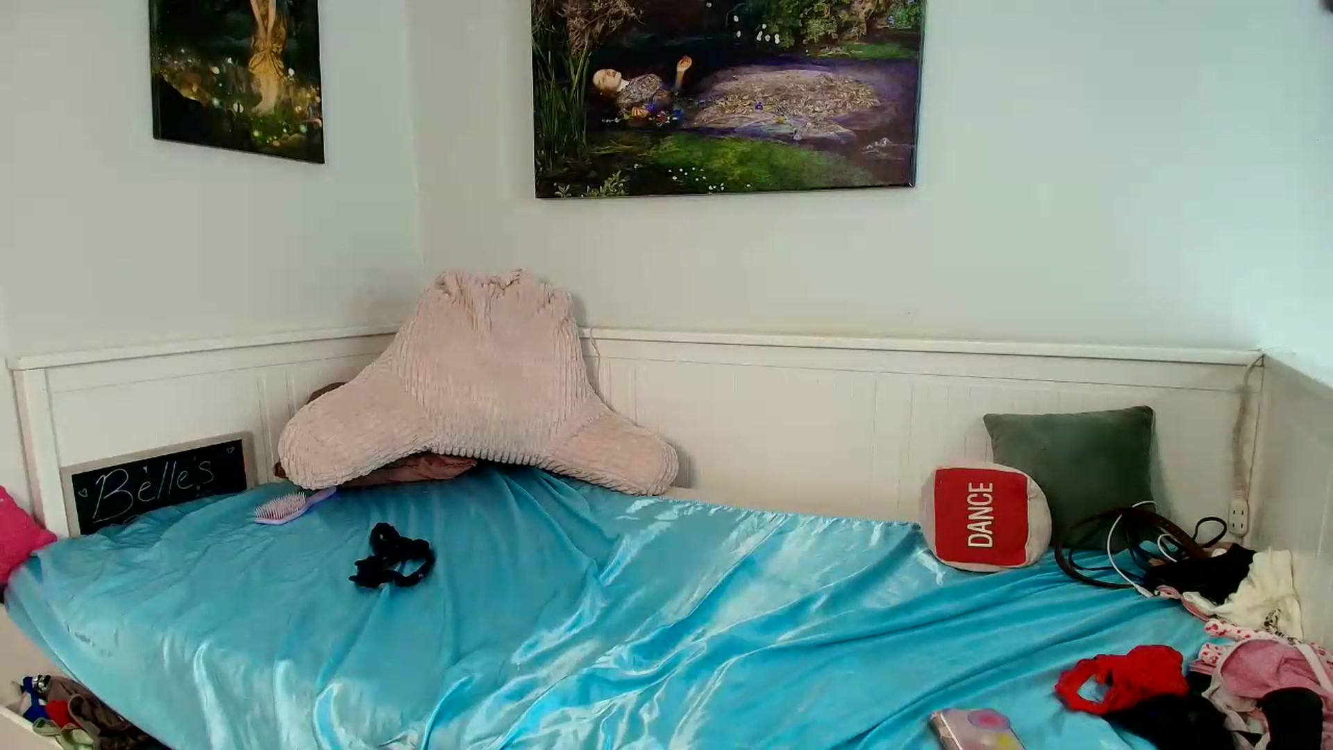 Gallery image thumbnail from Belphoebe's myfreecams stream on, 08/18/2026, 06:08 image 14 of 20