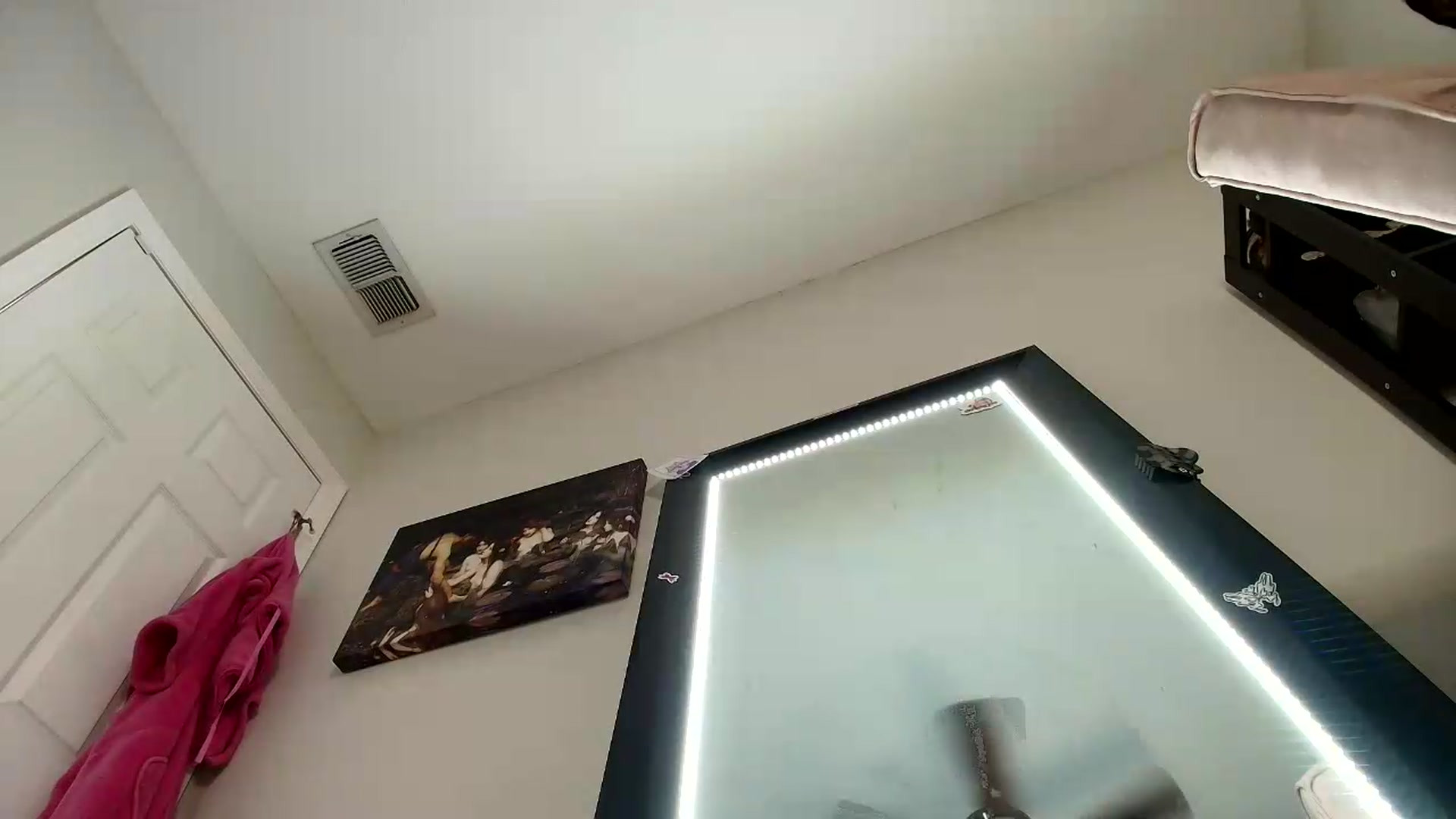 Gallery image thumbnail from Belphoebe's myfreecams stream on, 08/19/2026, 05:27 image 2 of 20
