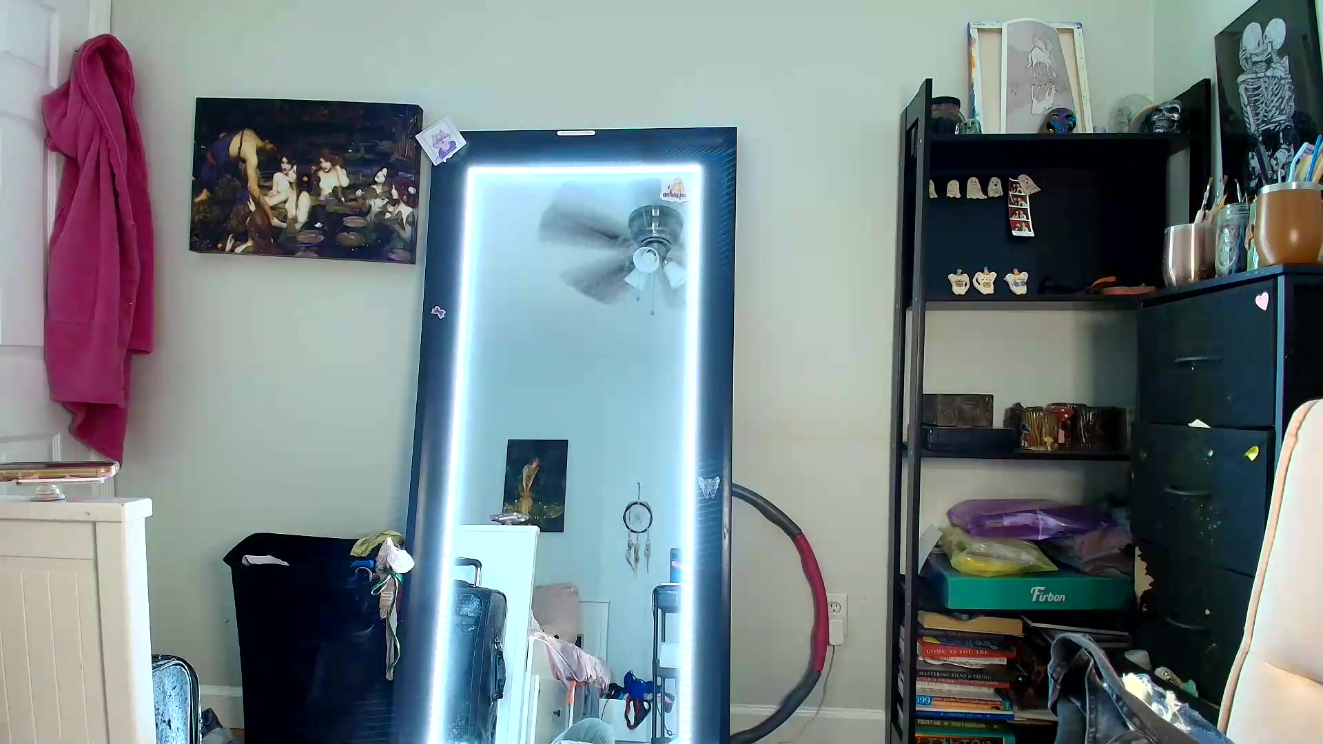 Gallery image thumbnail from Belphoebe's myfreecams stream on, 08/21/2026, 01:28 image 15 of 20