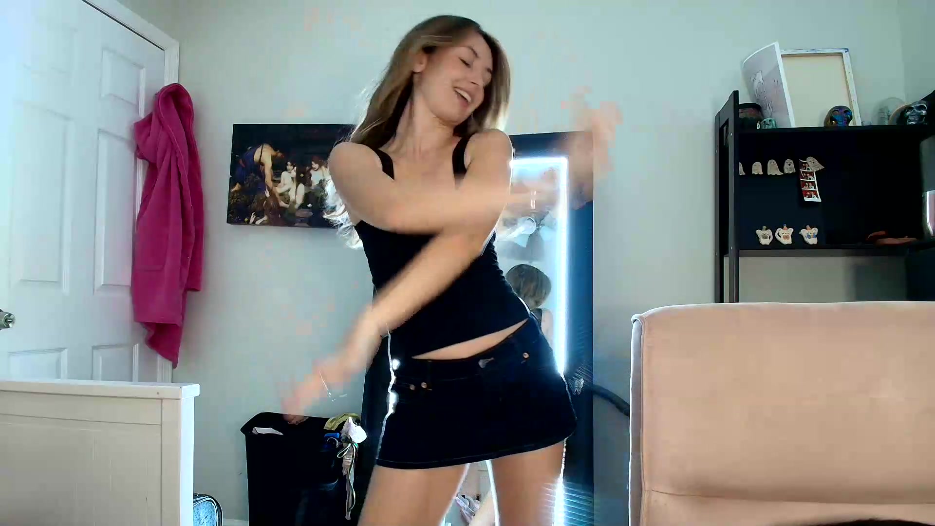 Gallery image thumbnail from Belphoebe's myfreecams stream on, 08/21/2026, 02:27 image 11 of 20