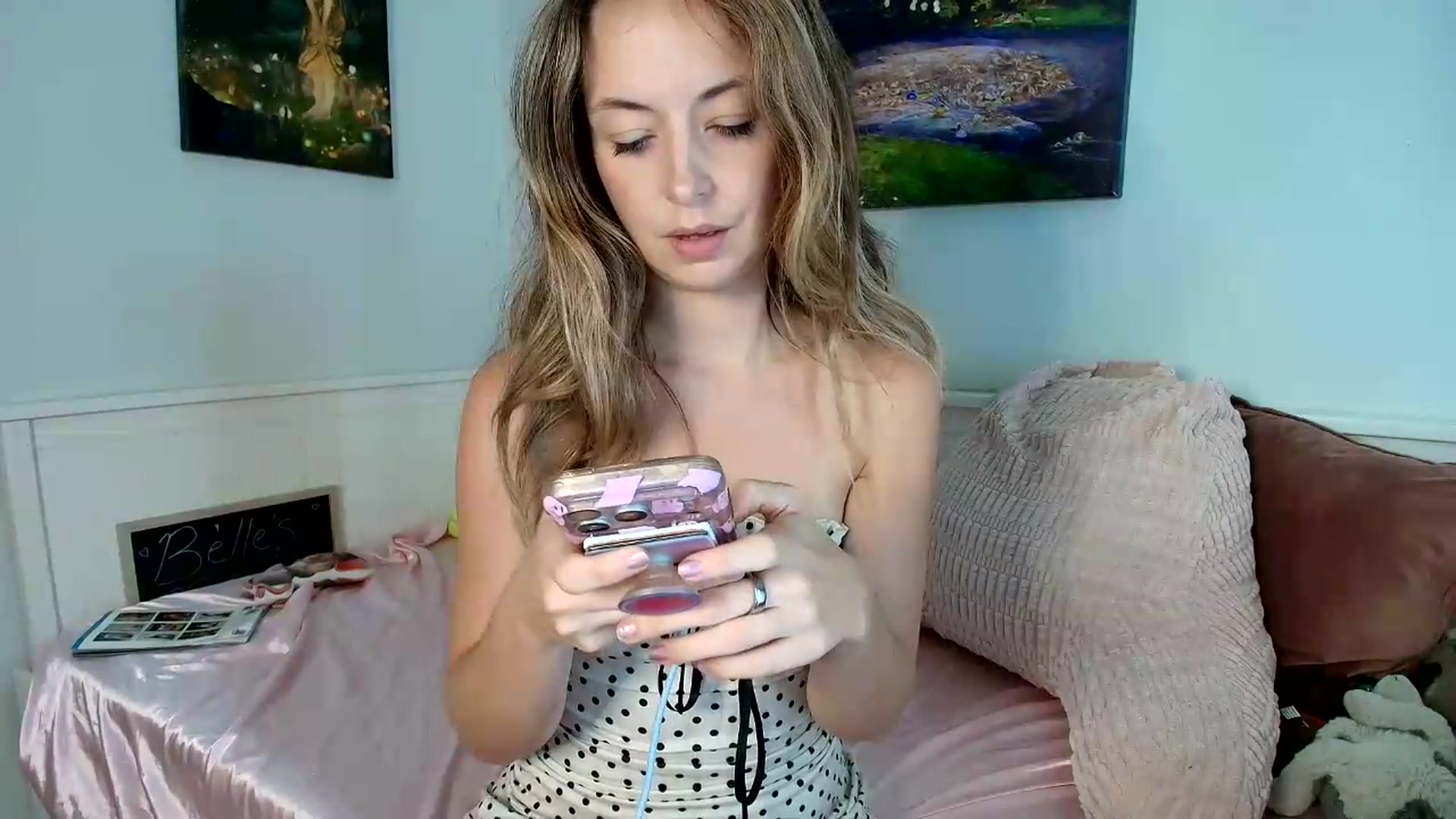 Gallery image thumbnail from Belphoebe's myfreecams stream on, 08/26/2026, 05:08 image 20 of 20