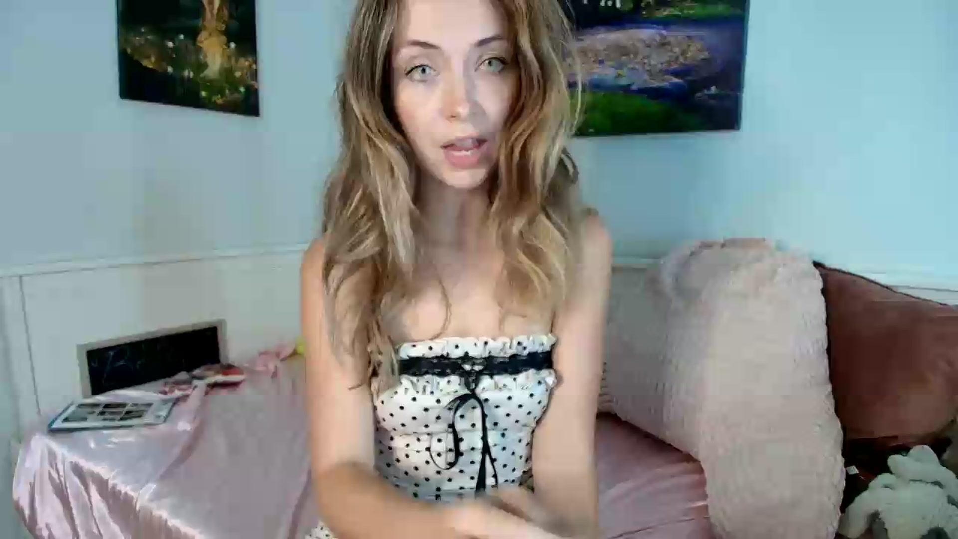 Gallery image thumbnail from Belphoebe's myfreecams stream on, 08/26/2026, 05:08 image 19 of 20
