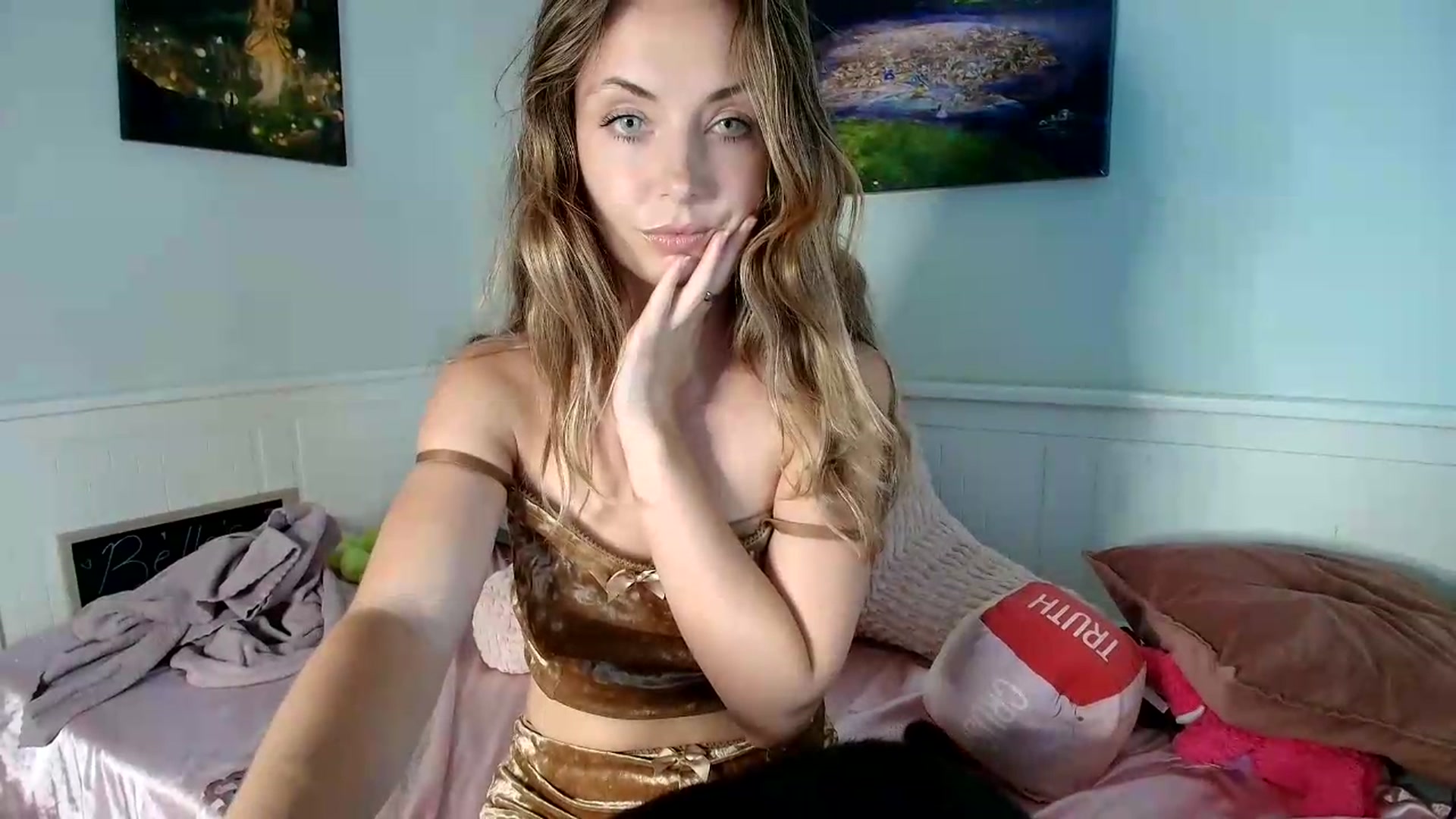 Gallery image thumbnail from Belphoebe's myfreecams stream on, 08/29/2026, 24:02 image 4 of 20