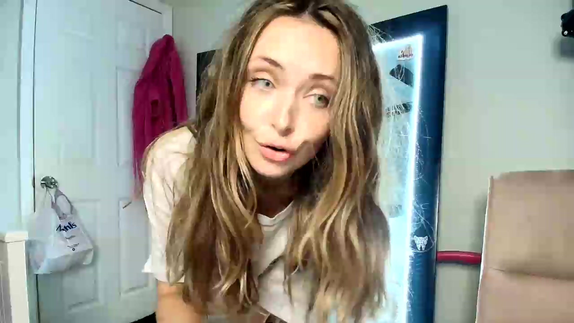Gallery image thumbnail from Belphoebe's myfreecams stream on, 09/04/2026, 06:02 image 19 of 20