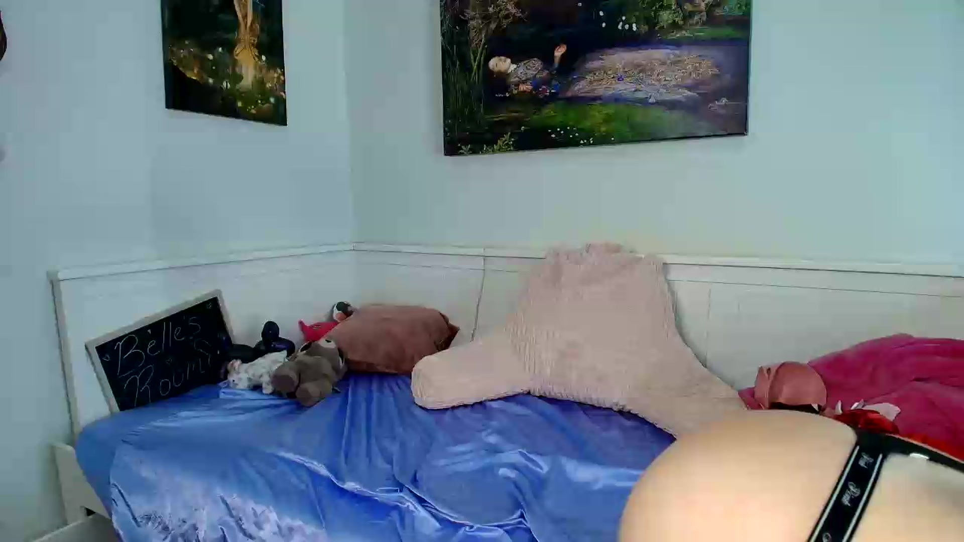 Gallery image thumbnail from Belphoebe's myfreecams stream on, 09/10/2026, 03:48 image 5 of 20