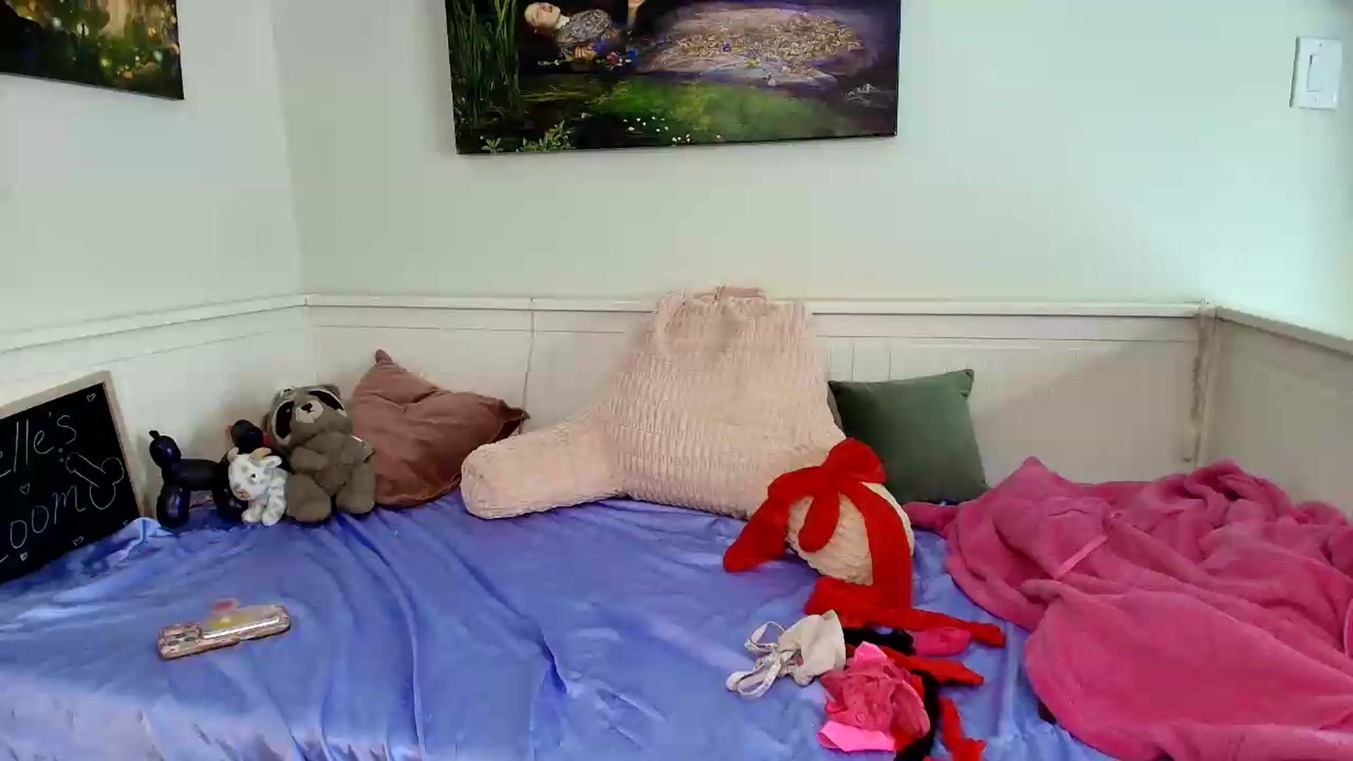 Gallery image thumbnail from Belphoebe's myfreecams stream on, 09/10/2026, 03:48 image 1 of 20
