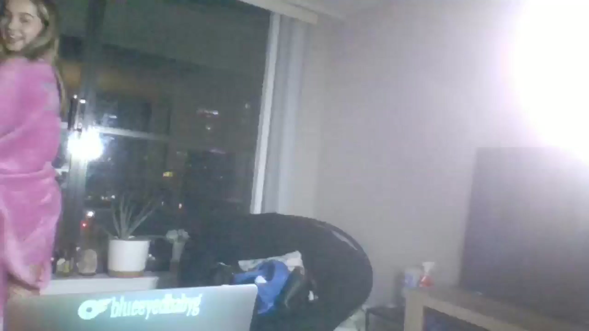 Gallery image thumbnail from Bendtoascend's myfreecams stream on, 10/01/2024, 07:19 image 1 of 20