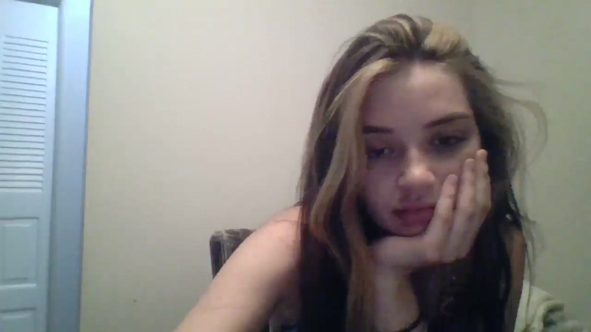 Gallery image thumbnail from Bendtoascend's myfreecams stream on, 06/06/2025, 05:45 image 17 of 20