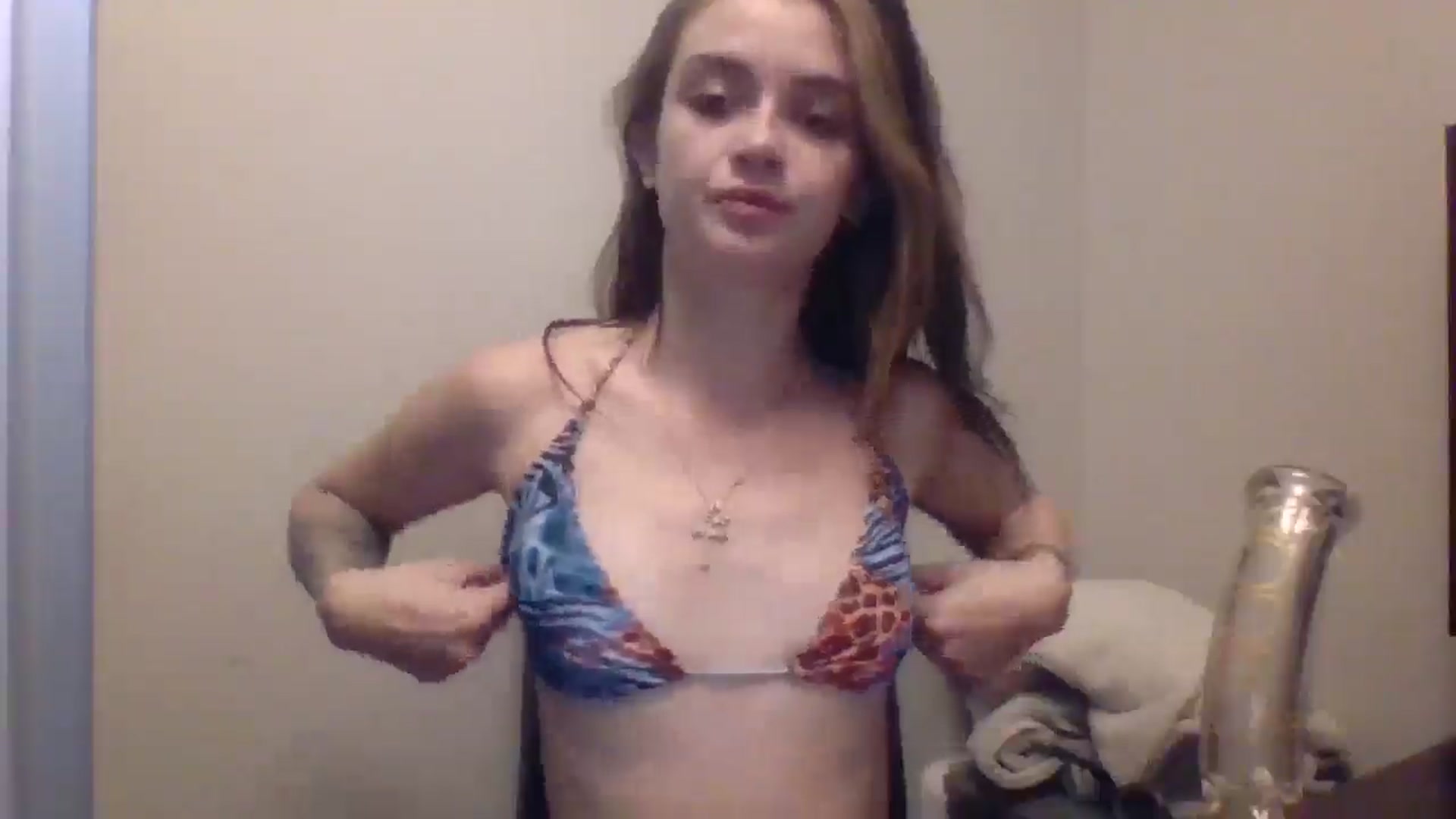 Gallery image thumbnail from Bendtoascend's myfreecams stream on, 06/06/2025, 06:06 image 4 of 20