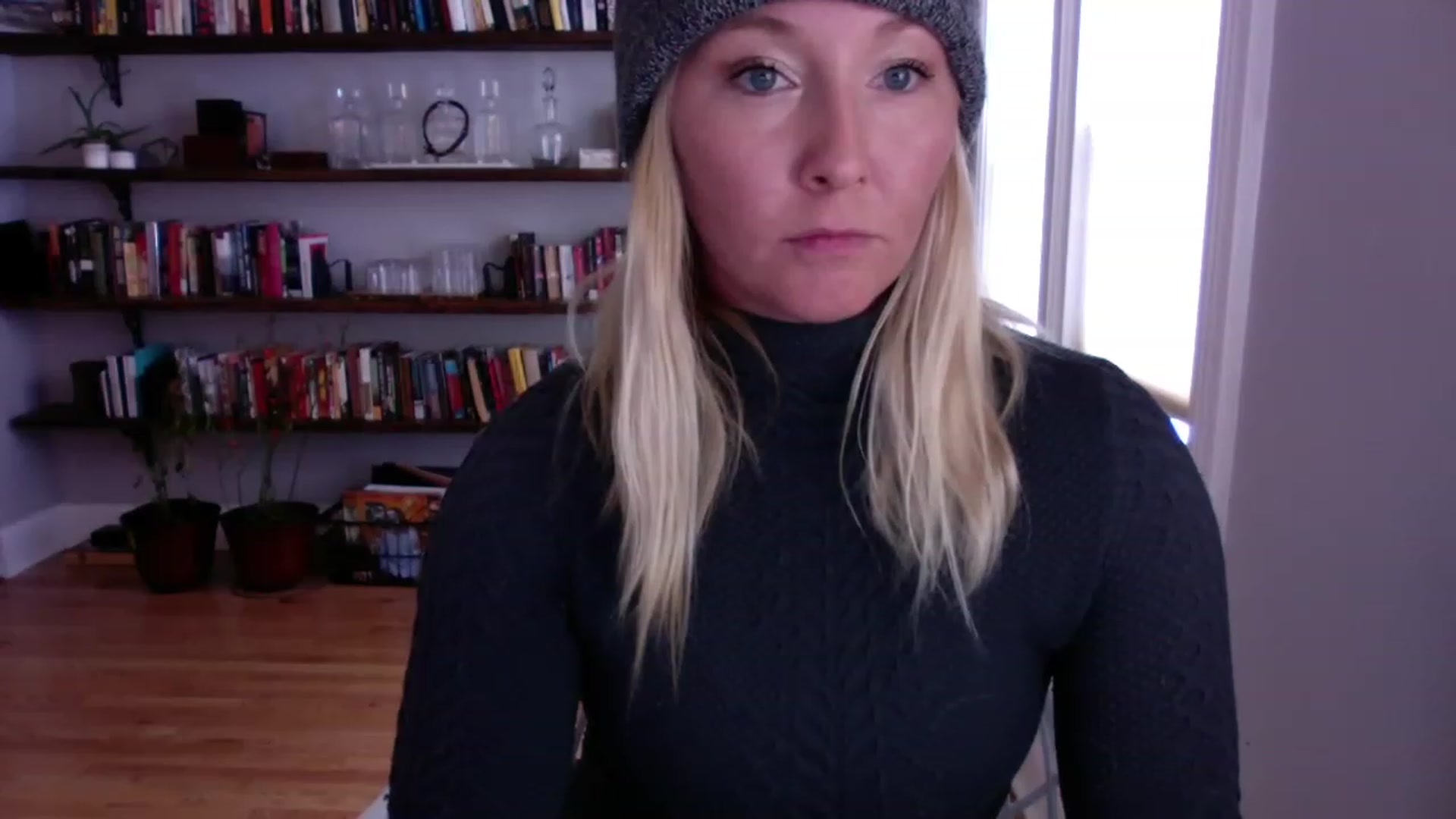 Gallery image thumbnail from BendyBlonde1's myfreecams stream on, 12/15/2022, 19:43 image 10 of 20