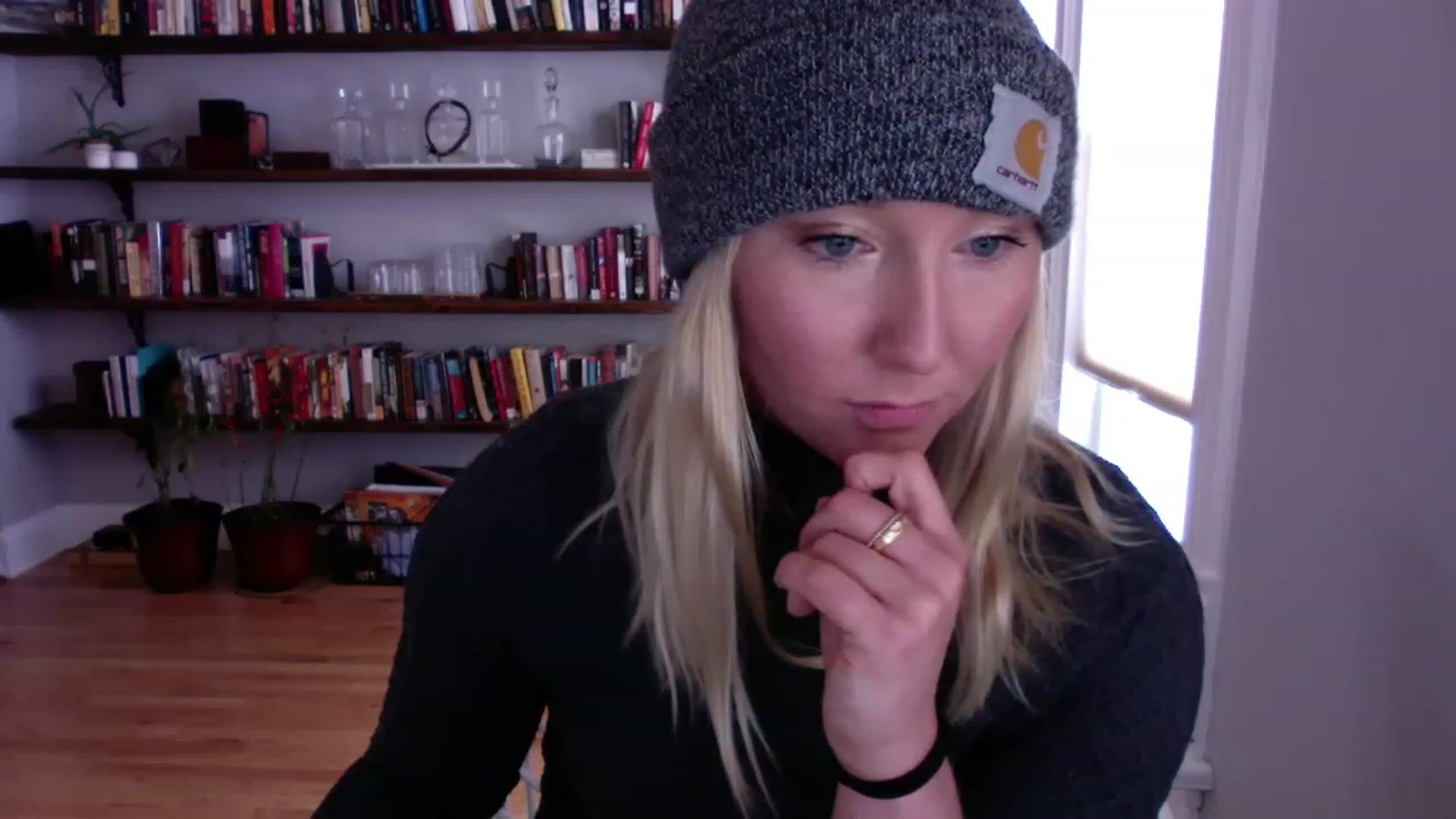 Gallery image thumbnail from BendyBlonde1's myfreecams stream on, 12/15/2022, 20:30 image 18 of 20