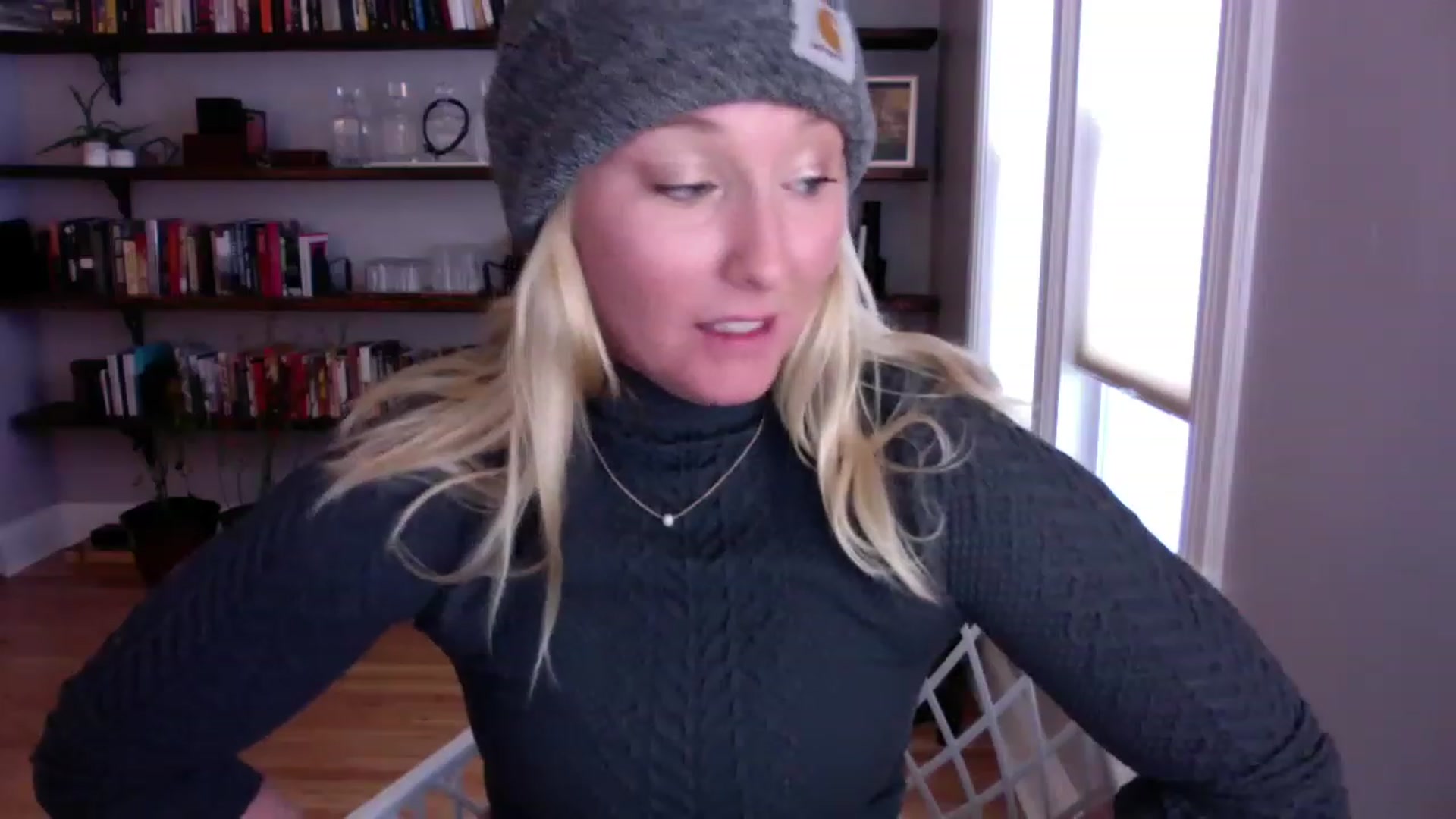 Gallery image thumbnail from BendyBlonde1's myfreecams stream on, 12/15/2022, 20:48 image 14 of 20