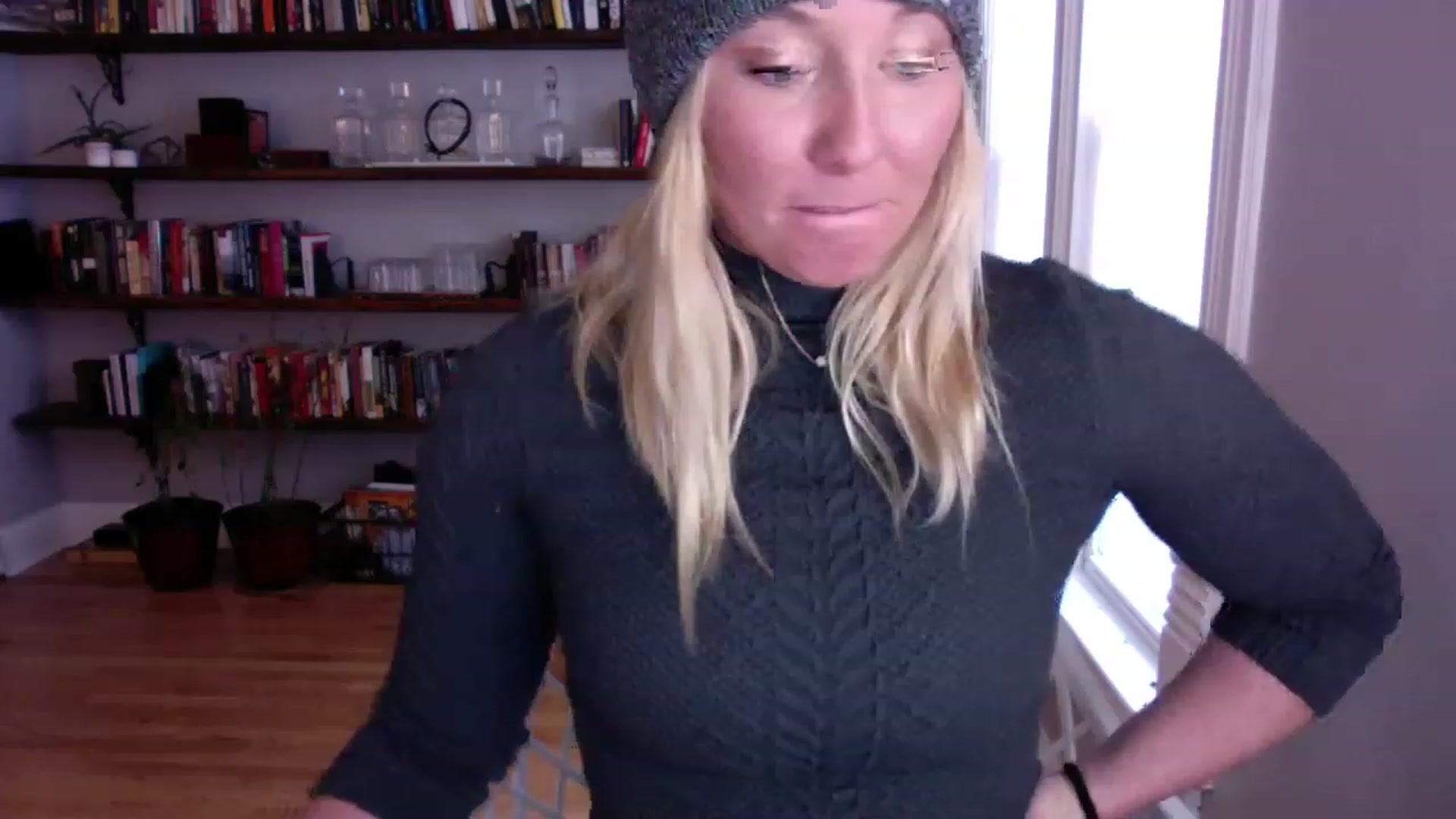 Gallery image thumbnail from BendyBlonde1's myfreecams stream on, 12/15/2022, 20:48 image 6 of 20
