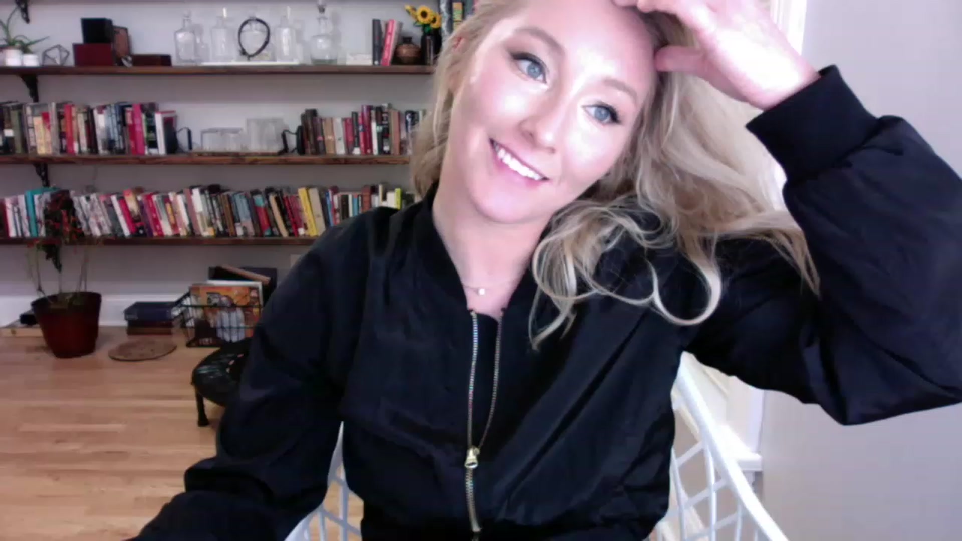 Gallery image thumbnail from BendyBlonde1's myfreecams stream on, 12/22/2022, 02:41 image 6 of 20