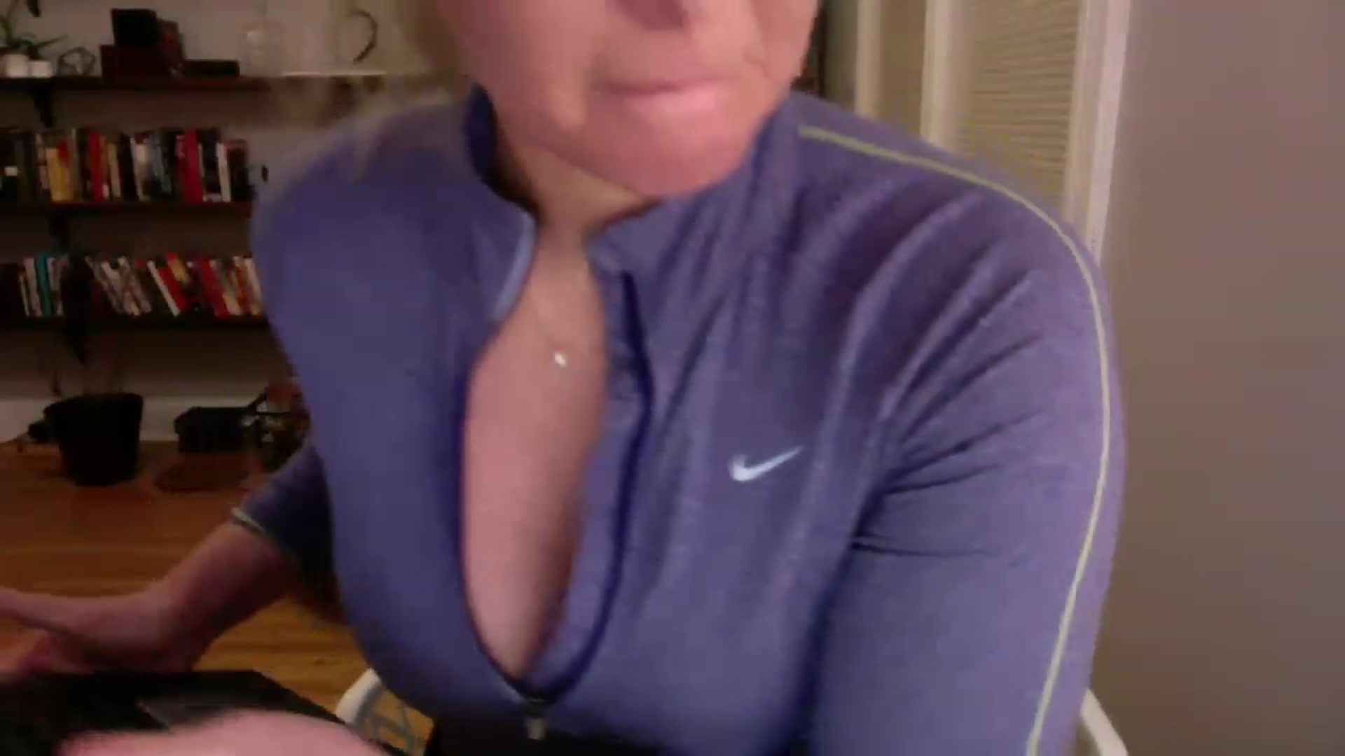 Gallery image thumbnail from BendyBlonde1's myfreecams stream on, 12/23/2022, 03:35 image 20 of 20