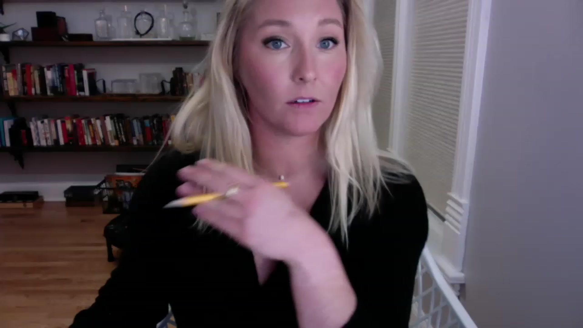 Gallery image thumbnail from BendyBlonde1's myfreecams stream on, 12/24/2022, 02:59 image 2 of 20