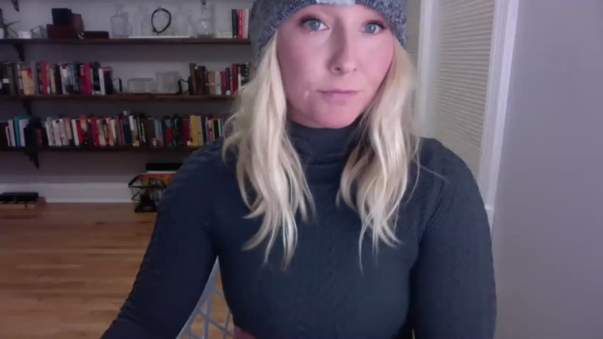 Gallery image thumbnail from BendyBlonde1's myfreecams stream on, 12/29/2022, 24:28 image 15 of 20