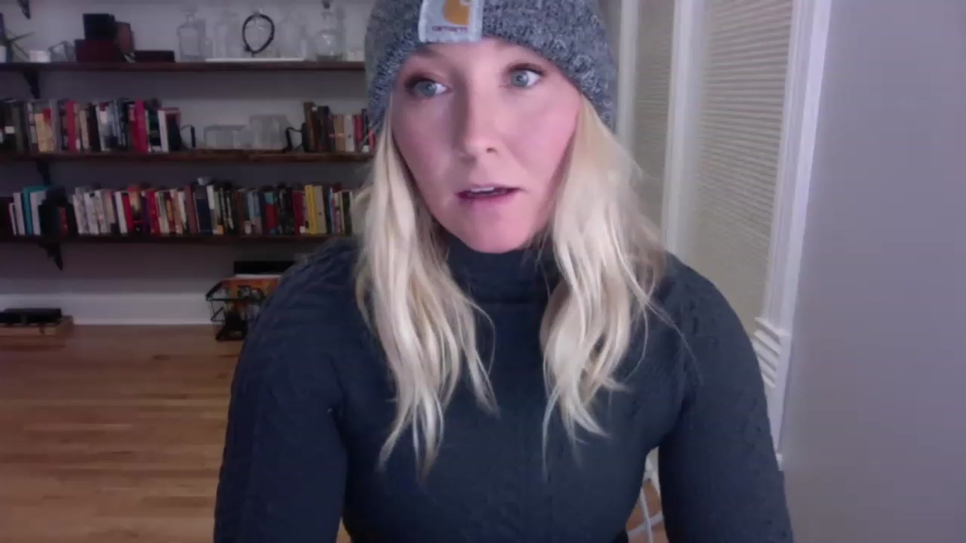 Gallery image thumbnail from BendyBlonde1's myfreecams stream on, 12/29/2022, 24:28 image 17 of 20