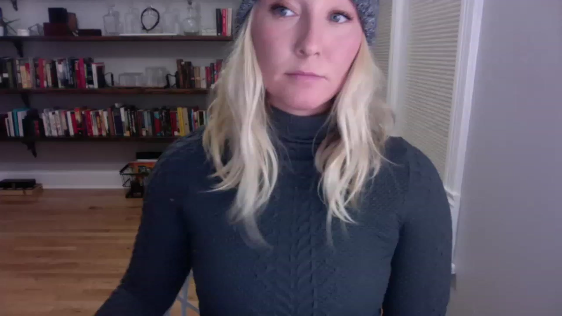 Gallery image thumbnail from BendyBlonde1's myfreecams stream on, 12/29/2022, 24:28 image 19 of 20