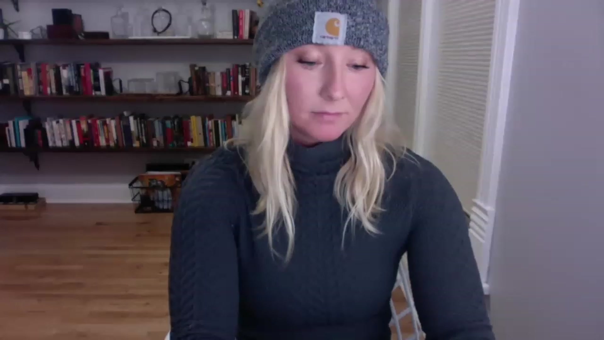 Gallery image thumbnail from BendyBlonde1's myfreecams stream on, 12/29/2022, 24:28 image 12 of 20