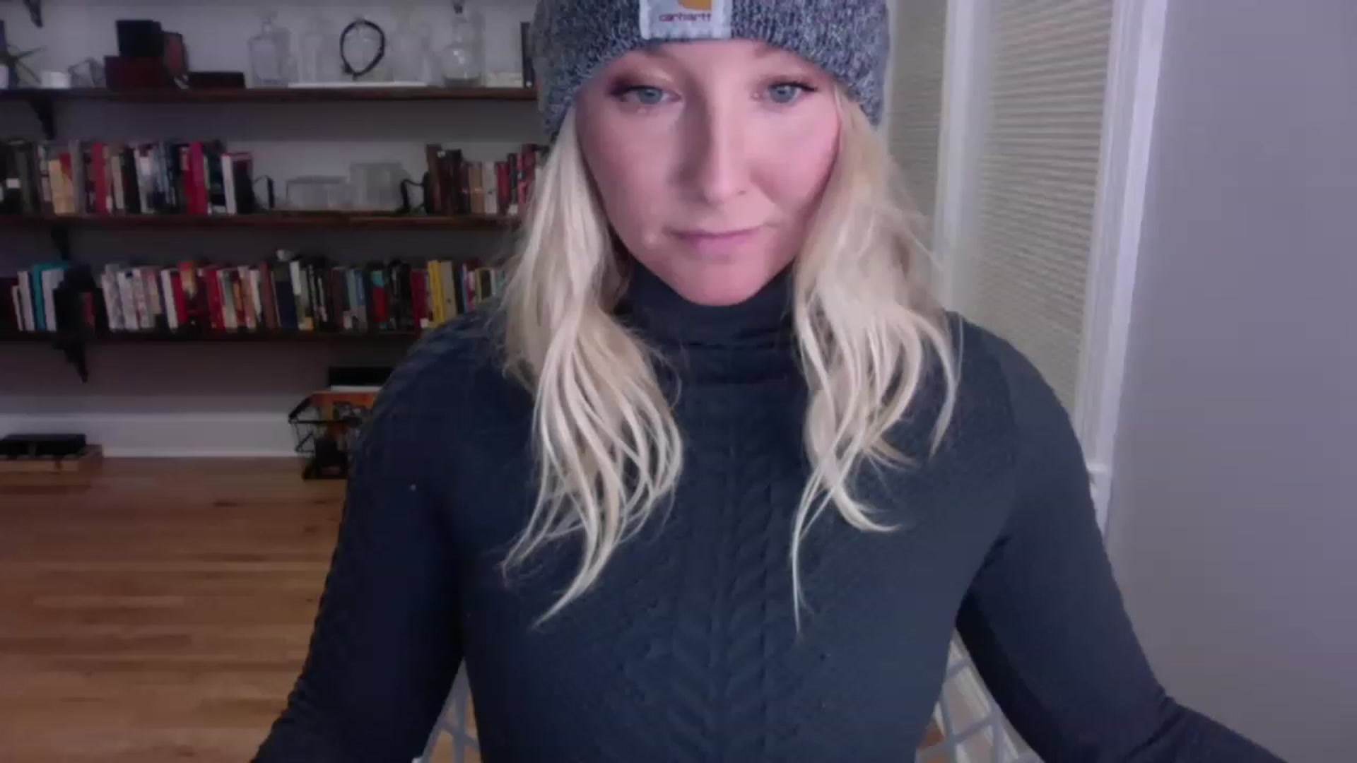 Gallery image thumbnail from BendyBlonde1's myfreecams stream on, 12/29/2022, 24:28 image 5 of 20