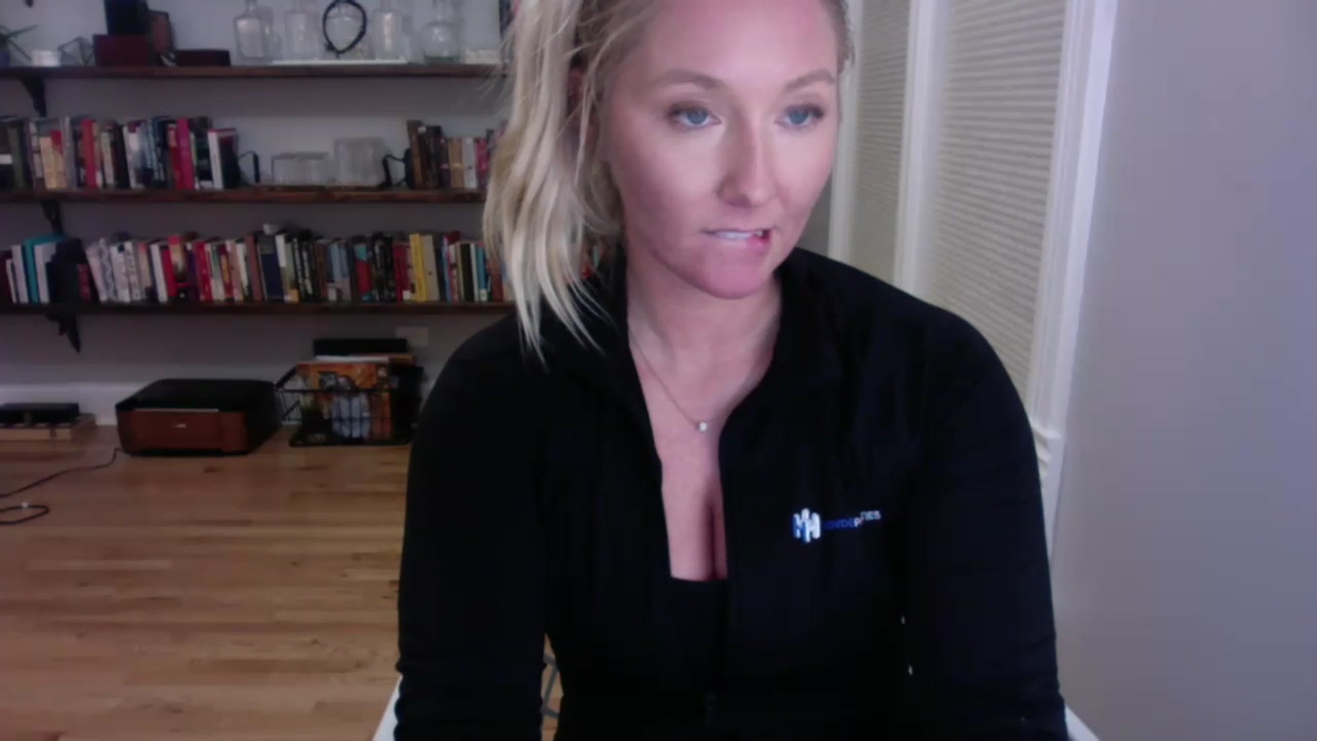 Gallery image thumbnail from BendyBlonde1's myfreecams stream on, 01/04/2023, 05:28 image 5 of 20