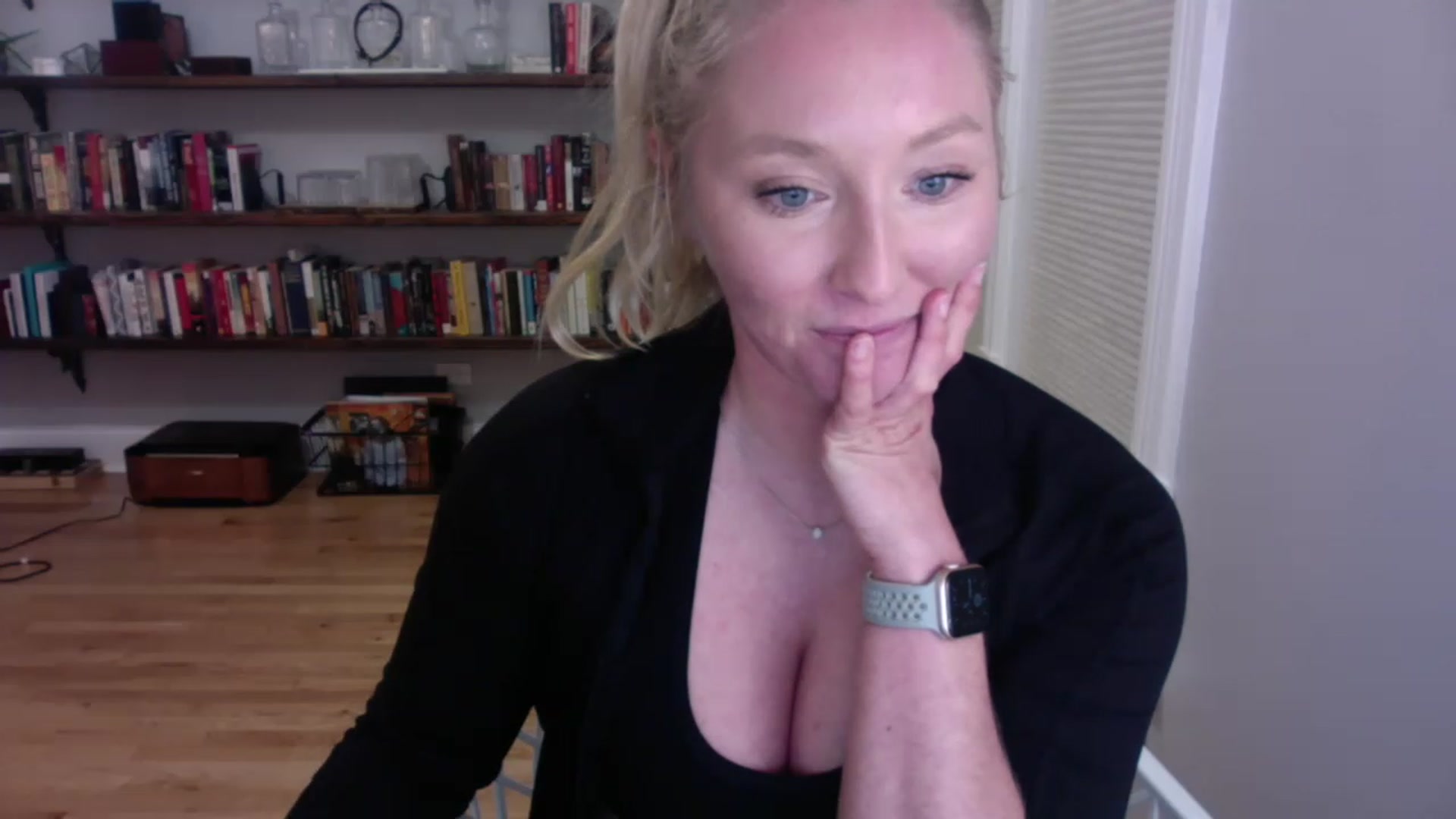 Gallery image thumbnail from BendyBlonde1's myfreecams stream on, 01/04/2023, 05:28 image 19 of 20