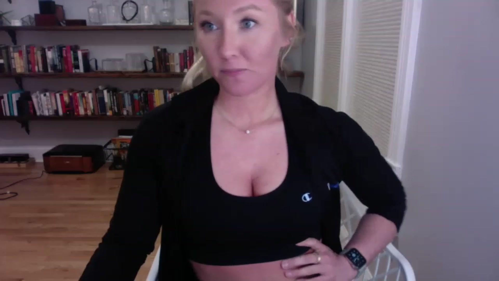 Gallery image thumbnail from BendyBlonde1's myfreecams stream on, 01/04/2023, 05:28 image 18 of 20