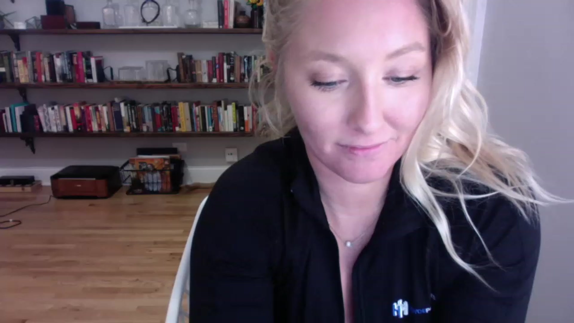 Gallery image thumbnail from BendyBlonde1's myfreecams stream on, 01/04/2023, 05:28 image 8 of 20