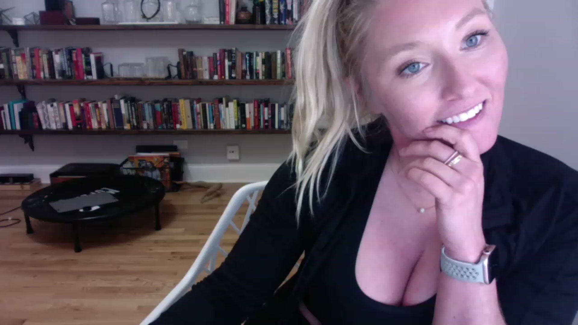 Gallery image thumbnail from BendyBlonde1's myfreecams stream on, 01/04/2023, 06:44 image 15 of 20