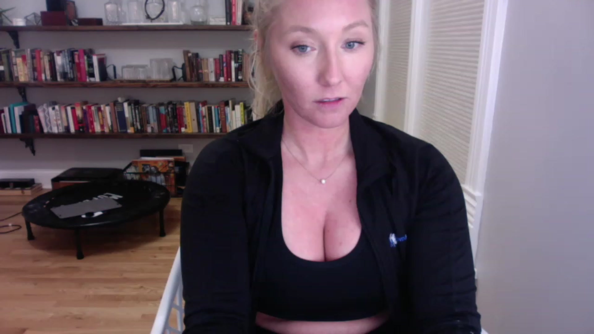 Gallery image thumbnail from BendyBlonde1's myfreecams stream on, 01/04/2023, 06:44 image 8 of 20